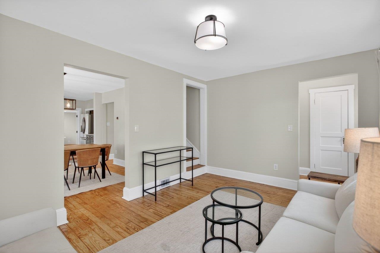 131 S WILLOW ST, HARRISONBURG, Virginia 22801, 4 Bedrooms Bedrooms, ,2 BathroomsBathrooms,Residential,131 S WILLOW ST,679215 MLS # 679215 131 S WILLOW ST, HARRISONBURG, Virginia 22801, 4 Bedrooms Bedrooms, ,2 BathroomsBathrooms,Residential,131 S WILLOW ST,679215 MLS # 679215
