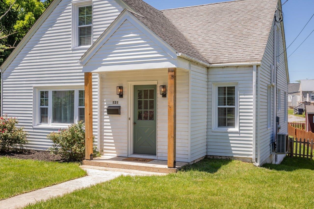 131 S WILLOW ST, HARRISONBURG, Virginia 22801, 4 Bedrooms Bedrooms, ,2 BathroomsBathrooms,Residential,131 S WILLOW ST,679215 MLS # 679215 131 S WILLOW ST, HARRISONBURG, Virginia 22801, 4 Bedrooms Bedrooms, ,2 BathroomsBathrooms,Residential,131 S WILLOW ST,679215 MLS # 679215