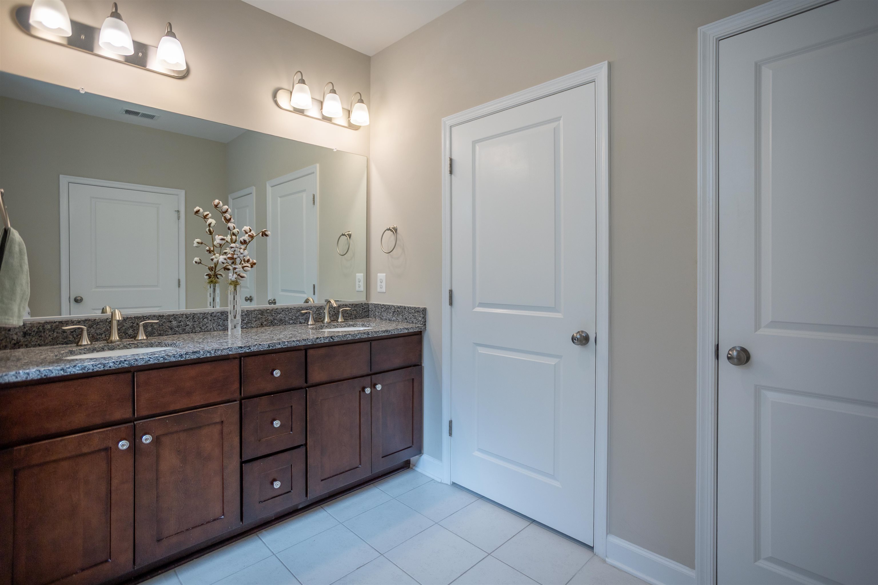 3018 PRESTON LAKE BLVD, ROCKINGHAM, Virginia 22801, 3 Bedrooms Bedrooms, ,3 BathroomsBathrooms,Residential,3018 PRESTON LAKE BLVD,679217 MLS # 679217 3018 PRESTON LAKE BLVD, ROCKINGHAM, Virginia 22801, 3 Bedrooms Bedrooms, ,3 BathroomsBathrooms,Residential,3018 PRESTON LAKE BLVD,679217 MLS # 679217