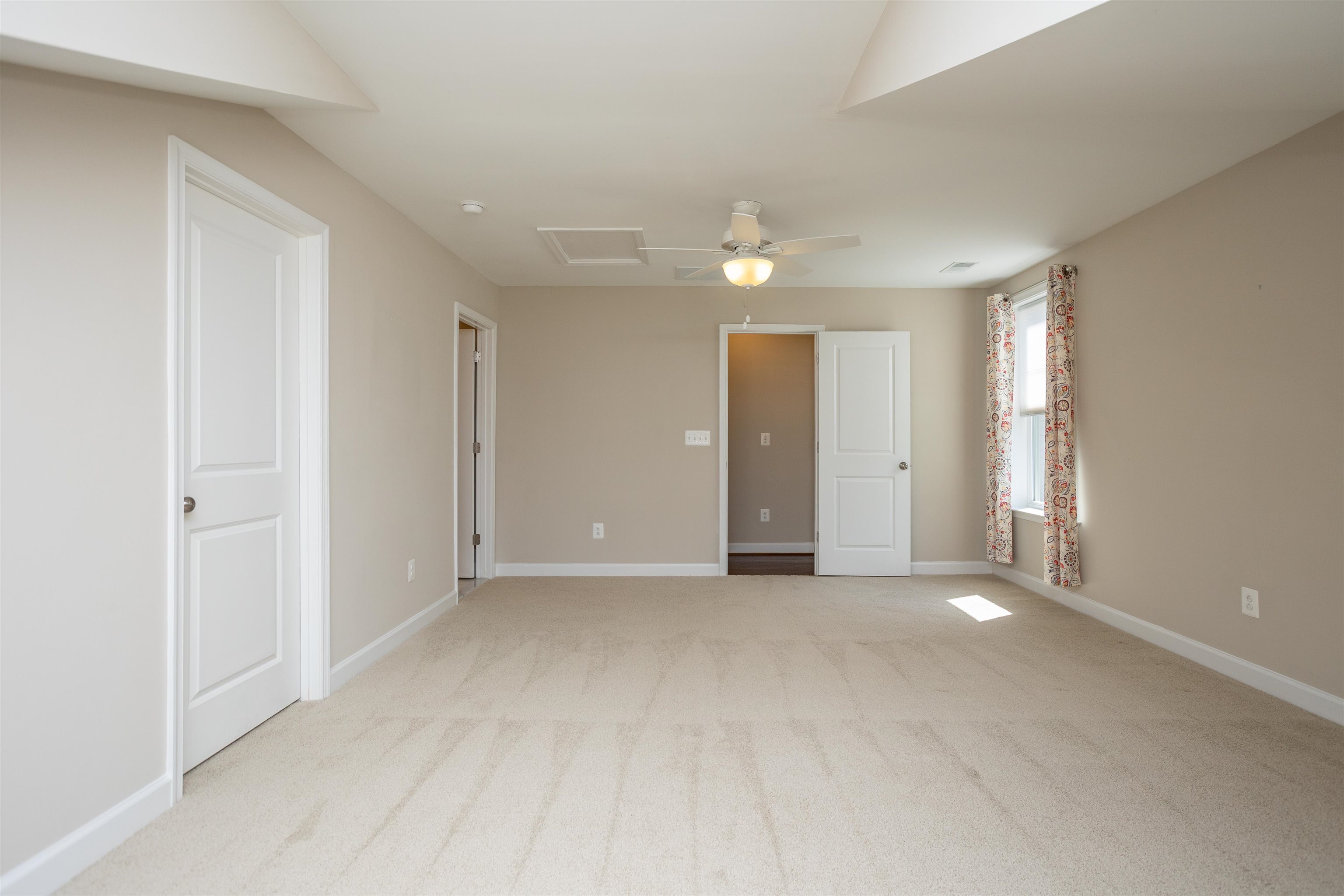 3018 PRESTON LAKE BLVD, ROCKINGHAM, Virginia 22801, 3 Bedrooms Bedrooms, ,3 BathroomsBathrooms,Residential,3018 PRESTON LAKE BLVD,679217 MLS # 679217 3018 PRESTON LAKE BLVD, ROCKINGHAM, Virginia 22801, 3 Bedrooms Bedrooms, ,3 BathroomsBathrooms,Residential,3018 PRESTON LAKE BLVD,679217 MLS # 679217
