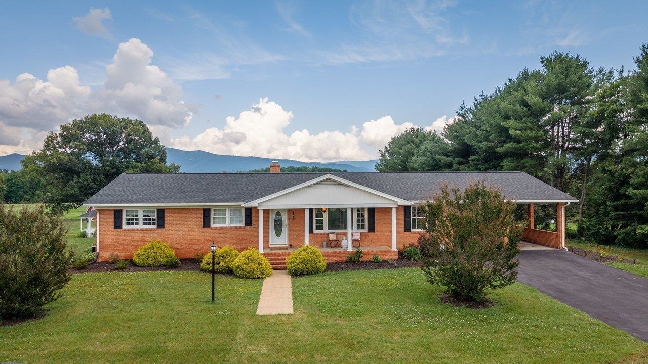 3604 WAVERLY HEIGHTS, ELKTON, Virginia 22827, 3 Bedrooms Bedrooms, ,2 BathroomsBathrooms,Residential,3604 WAVERLY HEIGHTS,679218 MLS # 679218