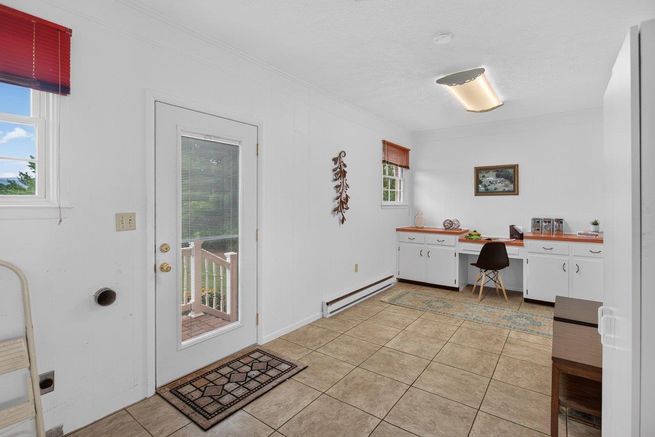 3604 WAVERLY HEIGHTS, ELKTON, Virginia 22827, 3 Bedrooms Bedrooms, ,2 BathroomsBathrooms,Residential,3604 WAVERLY HEIGHTS,679218 MLS # 679218 3604 WAVERLY HEIGHTS, ELKTON, Virginia 22827, 3 Bedrooms Bedrooms, ,2 BathroomsBathrooms,Residential,3604 WAVERLY HEIGHTS,679218 MLS # 679218