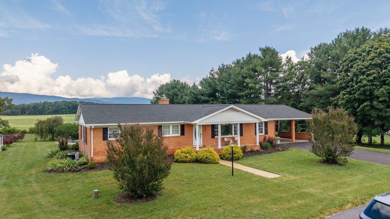 3604 WAVERLY HEIGHTS, ELKTON, Virginia 22827, 3 Bedrooms Bedrooms, ,2 BathroomsBathrooms,Residential,3604 WAVERLY HEIGHTS,679218 MLS # 679218 3604 WAVERLY HEIGHTS, ELKTON, Virginia 22827, 3 Bedrooms Bedrooms, ,2 BathroomsBathrooms,Residential,3604 WAVERLY HEIGHTS,679218 MLS # 679218