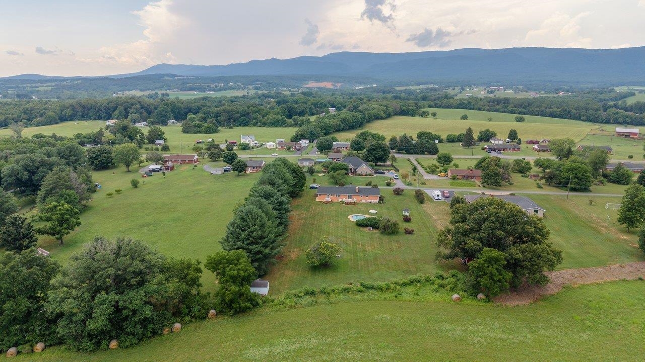 3604 WAVERLY HEIGHTS, ELKTON, Virginia 22827, 3 Bedrooms Bedrooms, ,2 BathroomsBathrooms,Residential,3604 WAVERLY HEIGHTS,679218 MLS # 679218 3604 WAVERLY HEIGHTS, ELKTON, Virginia 22827, 3 Bedrooms Bedrooms, ,2 BathroomsBathrooms,Residential,3604 WAVERLY HEIGHTS,679218 MLS # 679218