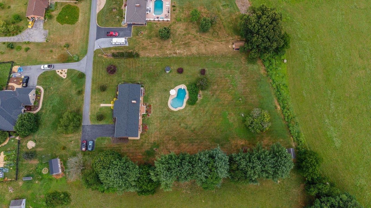 3604 WAVERLY HEIGHTS, ELKTON, Virginia 22827, 3 Bedrooms Bedrooms, ,2 BathroomsBathrooms,Residential,3604 WAVERLY HEIGHTS,679218 MLS # 679218 3604 WAVERLY HEIGHTS, ELKTON, Virginia 22827, 3 Bedrooms Bedrooms, ,2 BathroomsBathrooms,Residential,3604 WAVERLY HEIGHTS,679218 MLS # 679218