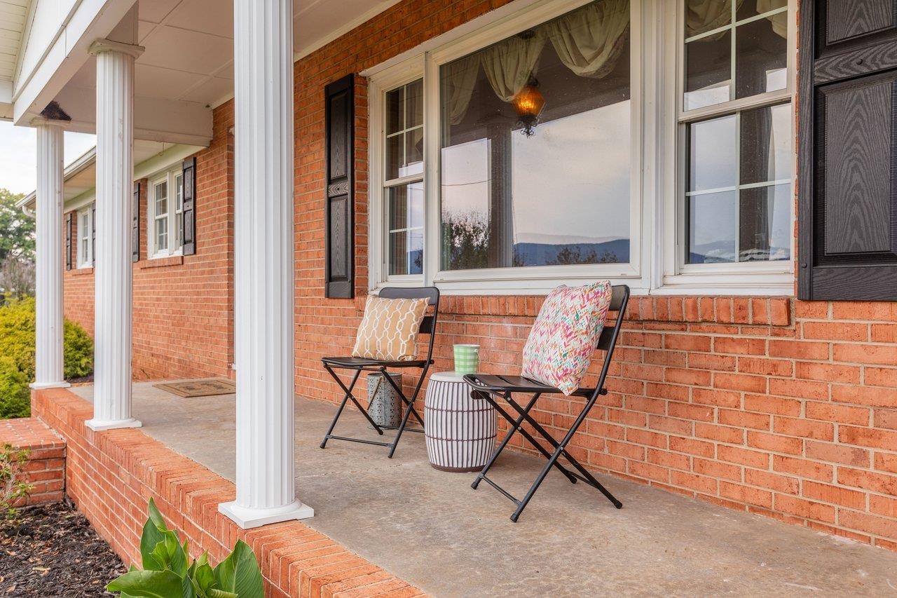 3604 WAVERLY HEIGHTS, ELKTON, Virginia 22827, 3 Bedrooms Bedrooms, ,2 BathroomsBathrooms,Residential,3604 WAVERLY HEIGHTS,679218 MLS # 679218 3604 WAVERLY HEIGHTS, ELKTON, Virginia 22827, 3 Bedrooms Bedrooms, ,2 BathroomsBathrooms,Residential,3604 WAVERLY HEIGHTS,679218 MLS # 679218