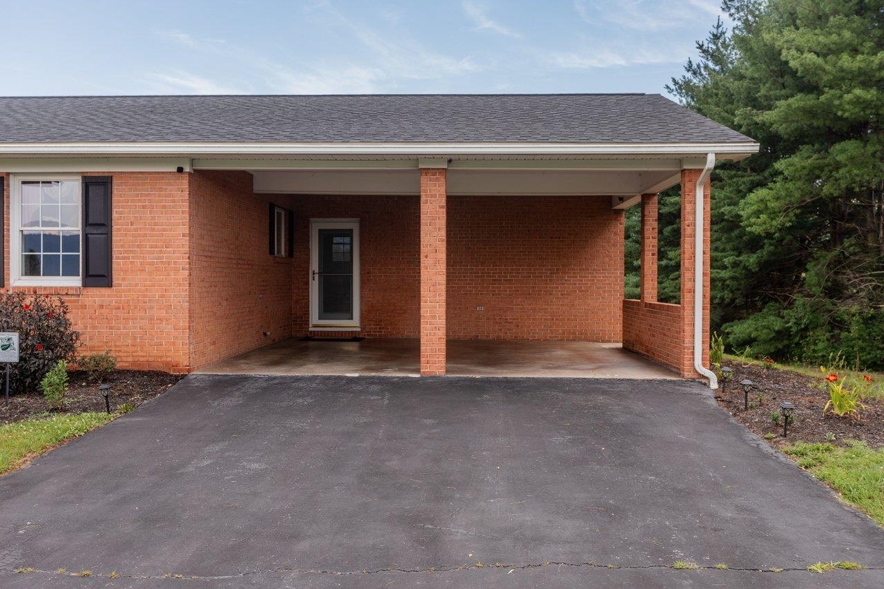3604 WAVERLY HEIGHTS, ELKTON, Virginia 22827, 3 Bedrooms Bedrooms, ,2 BathroomsBathrooms,Residential,3604 WAVERLY HEIGHTS,679218 MLS # 679218 3604 WAVERLY HEIGHTS, ELKTON, Virginia 22827, 3 Bedrooms Bedrooms, ,2 BathroomsBathrooms,Residential,3604 WAVERLY HEIGHTS,679218 MLS # 679218