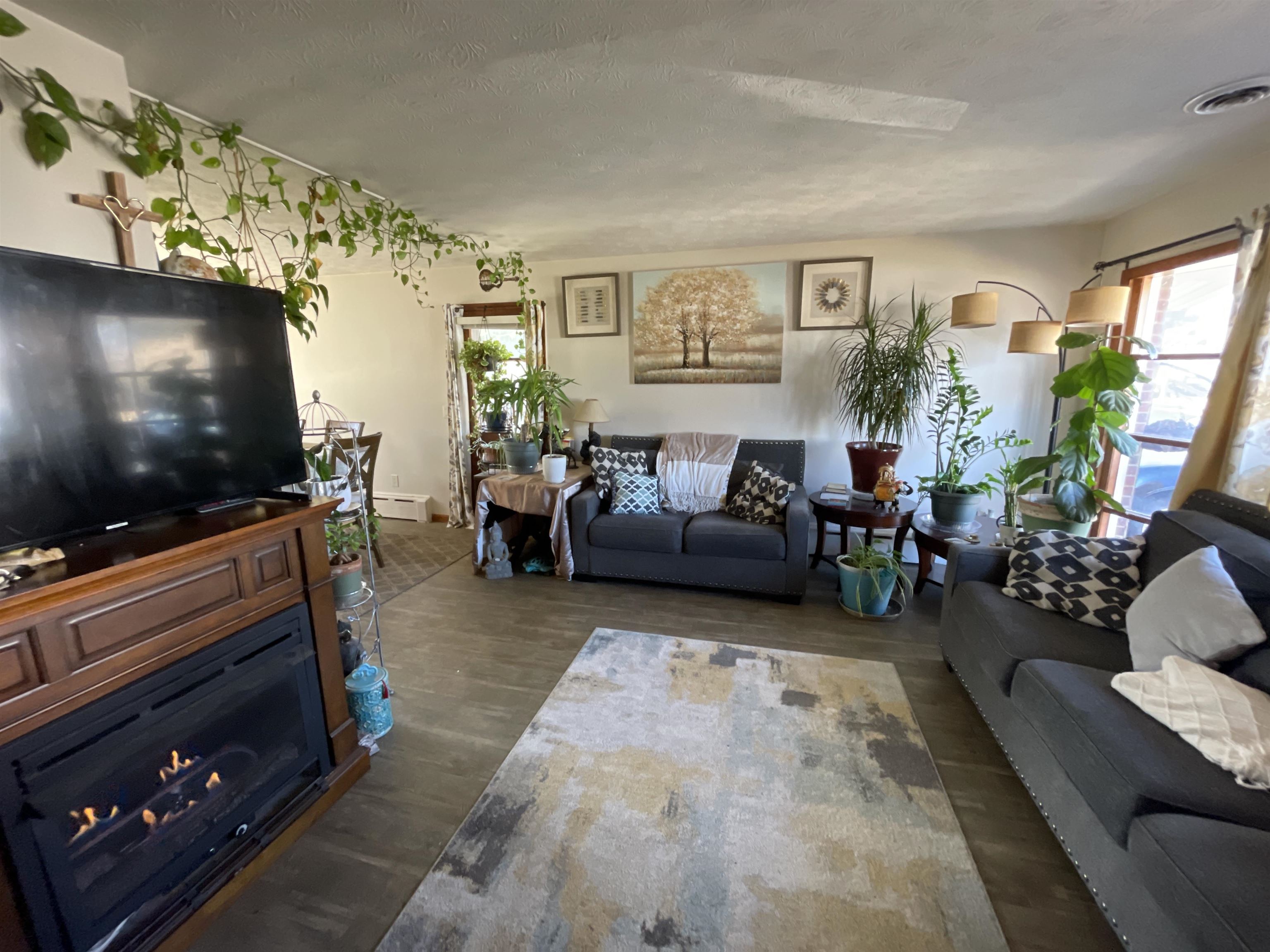 420 S LAUREL AVE, WAYNESBORO, Virginia 22980, 3 Bedrooms Bedrooms, ,2 BathroomsBathrooms,Residential,420 S LAUREL AVE,679219 MLS # 679219 420 S LAUREL AVE, WAYNESBORO, Virginia 22980, 3 Bedrooms Bedrooms, ,2 BathroomsBathrooms,Residential,420 S LAUREL AVE,679219 MLS # 679219