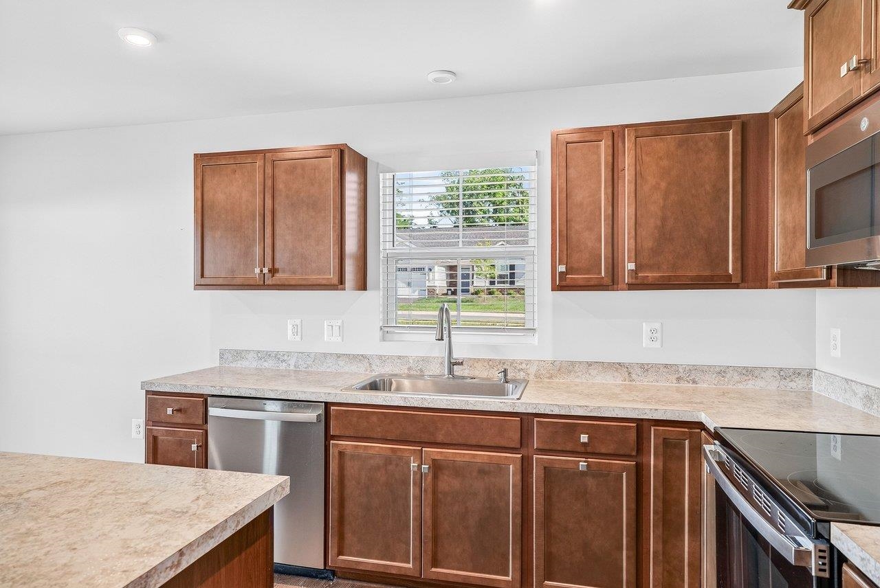 4761 HARDWELL ST, ROCKINGHAM, Virginia 22801, 3 Bedrooms Bedrooms, ,2 BathroomsBathrooms,Residential,Like New 3 Bedroom, 2 Bath Duplex on a Corner Lot,4761 HARDWELL ST,679222 MLS # 679222 4761 HARDWELL ST, ROCKINGHAM, Virginia 22801, 3 Bedrooms Bedrooms, ,2 BathroomsBathrooms,Residential,Like New 3 Bedroom, 2 Bath Duplex on a Corner Lot,4761 HARDWELL ST,679222 MLS # 679222