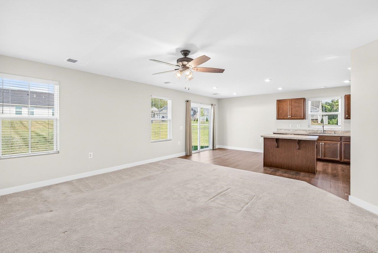 4761 HARDWELL ST, ROCKINGHAM, Virginia 22801, 3 Bedrooms Bedrooms, ,2 BathroomsBathrooms,Residential,Like New 3 Bedroom, 2 Bath Duplex on a Corner Lot,4761 HARDWELL ST,679222 MLS # 679222 4761 HARDWELL ST, ROCKINGHAM, Virginia 22801, 3 Bedrooms Bedrooms, ,2 BathroomsBathrooms,Residential,Like New 3 Bedroom, 2 Bath Duplex on a Corner Lot,4761 HARDWELL ST,679222 MLS # 679222