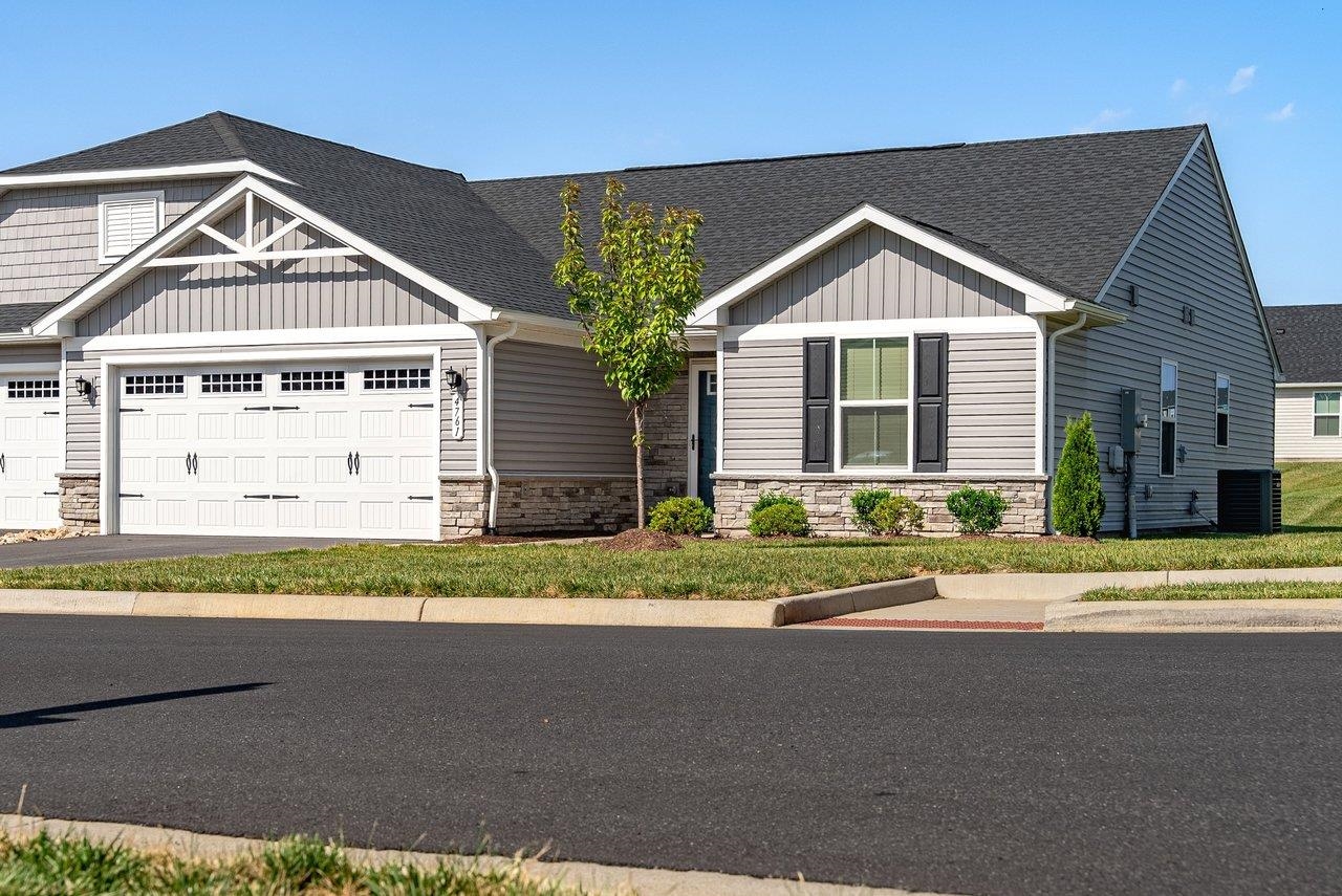 4761 HARDWELL ST, ROCKINGHAM, Virginia 22801, 3 Bedrooms Bedrooms, ,2 BathroomsBathrooms,Residential,Like New 3 Bedroom, 2 Bath Duplex on a Corner Lot,4761 HARDWELL ST,679222 MLS # 679222 4761 HARDWELL ST, ROCKINGHAM, Virginia 22801, 3 Bedrooms Bedrooms, ,2 BathroomsBathrooms,Residential,Like New 3 Bedroom, 2 Bath Duplex on a Corner Lot,4761 HARDWELL ST,679222 MLS # 679222