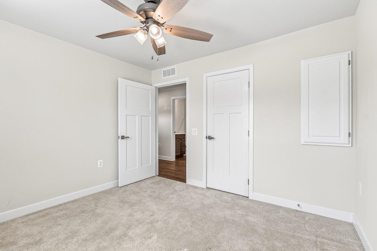 4761 HARDWELL ST, ROCKINGHAM, Virginia 22801, 3 Bedrooms Bedrooms, ,2 BathroomsBathrooms,Residential,Like New 3 Bedroom, 2 Bath Duplex on a Corner Lot,4761 HARDWELL ST,679222 MLS # 679222 4761 HARDWELL ST, ROCKINGHAM, Virginia 22801, 3 Bedrooms Bedrooms, ,2 BathroomsBathrooms,Residential,Like New 3 Bedroom, 2 Bath Duplex on a Corner Lot,4761 HARDWELL ST,679222 MLS # 679222