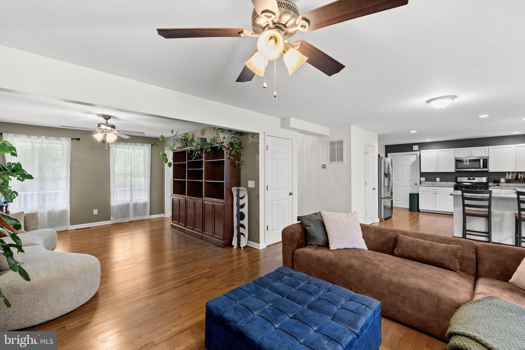 7035 SNAPPERS TRL, CASTLETON, Virginia 22716, 3 Bedrooms Bedrooms, ,2 BathroomsBathrooms,Residential,7035 SNAPPERS TRL,VACU2014134 MLS # VACU2014134 7035 SNAPPERS TRL, CASTLETON, Virginia 22716, 3 Bedrooms Bedrooms, ,2 BathroomsBathrooms,Residential,7035 SNAPPERS TRL,VACU2014134 MLS # VACU2014134
