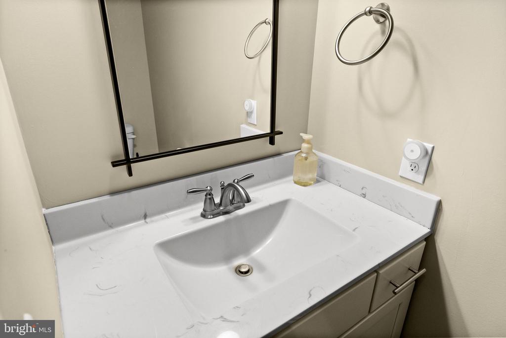 7035 SNAPPERS TRL, CASTLETON, Virginia 22716, 3 Bedrooms Bedrooms, ,2 BathroomsBathrooms,Residential,7035 SNAPPERS TRL,VACU2014134 MLS # VACU2014134 7035 SNAPPERS TRL, CASTLETON, Virginia 22716, 3 Bedrooms Bedrooms, ,2 BathroomsBathrooms,Residential,7035 SNAPPERS TRL,VACU2014134 MLS # VACU2014134