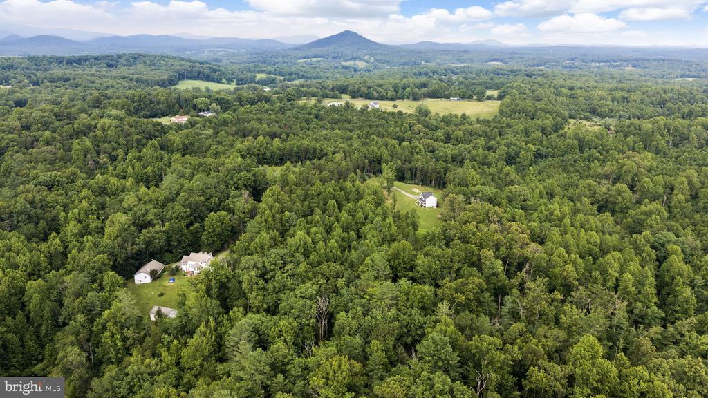 7035 SNAPPERS TRL, CASTLETON, Virginia 22716, 3 Bedrooms Bedrooms, ,2 BathroomsBathrooms,Residential,7035 SNAPPERS TRL,VACU2014134 MLS # VACU2014134 7035 SNAPPERS TRL, CASTLETON, Virginia 22716, 3 Bedrooms Bedrooms, ,2 BathroomsBathrooms,Residential,7035 SNAPPERS TRL,VACU2014134 MLS # VACU2014134