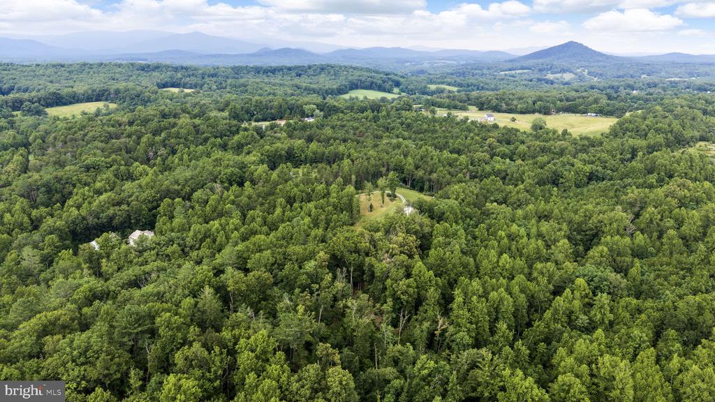 7035 SNAPPERS TRL, CASTLETON, Virginia 22716, 3 Bedrooms Bedrooms, ,2 BathroomsBathrooms,Residential,7035 SNAPPERS TRL,VACU2014134 MLS # VACU2014134 7035 SNAPPERS TRL, CASTLETON, Virginia 22716, 3 Bedrooms Bedrooms, ,2 BathroomsBathrooms,Residential,7035 SNAPPERS TRL,VACU2014134 MLS # VACU2014134