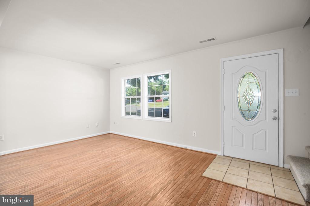 1804 PICADILLY CIRCUS, CULPEPER, Virginia 22701, 3 Bedrooms Bedrooms, ,1 BathroomBathrooms,Residential,1804 PICADILLY CIRCUS,VACU2014200 MLS # VACU2014200 1804 PICADILLY CIRCUS, CULPEPER, Virginia 22701, 3 Bedrooms Bedrooms, ,1 BathroomBathrooms,Residential,1804 PICADILLY CIRCUS,VACU2014200 MLS # VACU2014200
