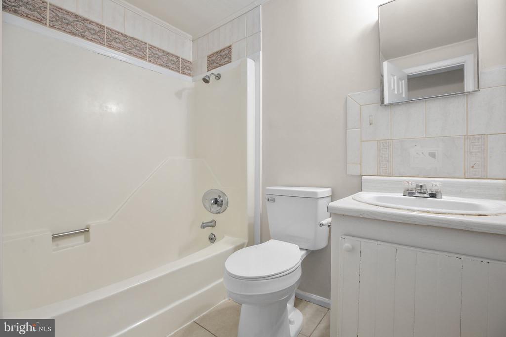 1804 PICADILLY CIRCUS, CULPEPER, Virginia 22701, 3 Bedrooms Bedrooms, ,1 BathroomBathrooms,Residential,1804 PICADILLY CIRCUS,VACU2014200 MLS # VACU2014200 1804 PICADILLY CIRCUS, CULPEPER, Virginia 22701, 3 Bedrooms Bedrooms, ,1 BathroomBathrooms,Residential,1804 PICADILLY CIRCUS,VACU2014200 MLS # VACU2014200