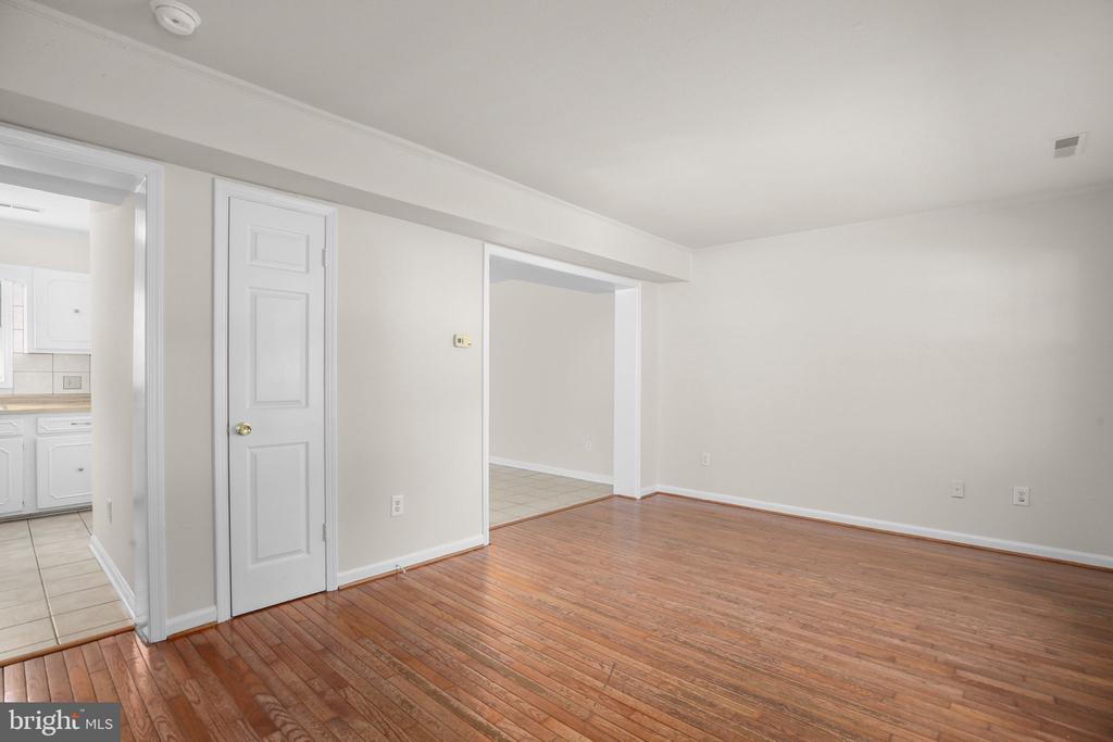 1804 PICADILLY CIRCUS, CULPEPER, Virginia 22701, 3 Bedrooms Bedrooms, ,1 BathroomBathrooms,Residential,1804 PICADILLY CIRCUS,VACU2014200 MLS # VACU2014200 1804 PICADILLY CIRCUS, CULPEPER, Virginia 22701, 3 Bedrooms Bedrooms, ,1 BathroomBathrooms,Residential,1804 PICADILLY CIRCUS,VACU2014200 MLS # VACU2014200