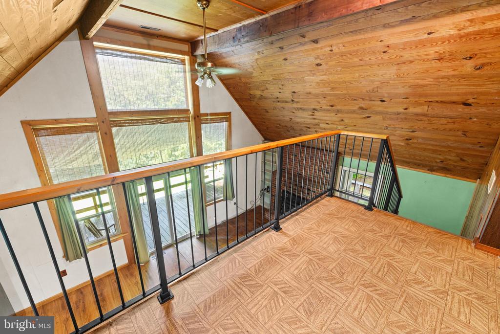 101 MIDDLE RIVER RIDGE ROAD, STANARDSVILLE, Virginia 22973, 3 Bedrooms Bedrooms, ,1 BathroomBathrooms,Residential,101 MIDDLE RIVER RIDGE ROAD,VAMA2002832 MLS # VAMA2002832
