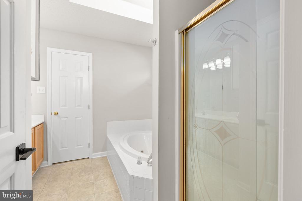11513 ABINGDON CT, FREDERICKSBURG, Virginia 22407, 4 Bedrooms Bedrooms, ,2 BathroomsBathrooms,Residential,11513 ABINGDON CT,VASP2043142 MLS # VASP2043142 11513 ABINGDON CT, FREDERICKSBURG, Virginia 22407, 4 Bedrooms Bedrooms, ,2 BathroomsBathrooms,Residential,11513 ABINGDON CT,VASP2043142 MLS # VASP2043142
