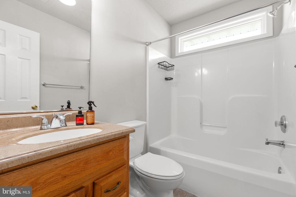 11513 ABINGDON CT, FREDERICKSBURG, Virginia 22407, 4 Bedrooms Bedrooms, ,2 BathroomsBathrooms,Residential,11513 ABINGDON CT,VASP2043142 MLS # VASP2043142 11513 ABINGDON CT, FREDERICKSBURG, Virginia 22407, 4 Bedrooms Bedrooms, ,2 BathroomsBathrooms,Residential,11513 ABINGDON CT,VASP2043142 MLS # VASP2043142