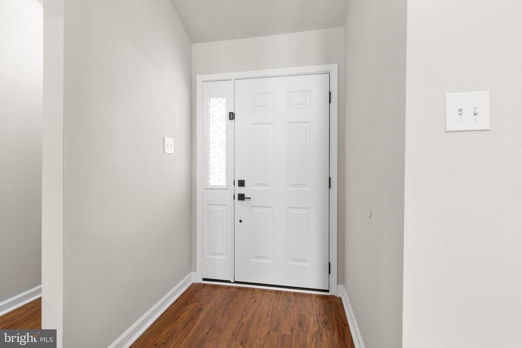 11513 ABINGDON CT, FREDERICKSBURG, Virginia 22407, 4 Bedrooms Bedrooms, ,2 BathroomsBathrooms,Residential,11513 ABINGDON CT,VASP2043142 MLS # VASP2043142 11513 ABINGDON CT, FREDERICKSBURG, Virginia 22407, 4 Bedrooms Bedrooms, ,2 BathroomsBathrooms,Residential,11513 ABINGDON CT,VASP2043142 MLS # VASP2043142