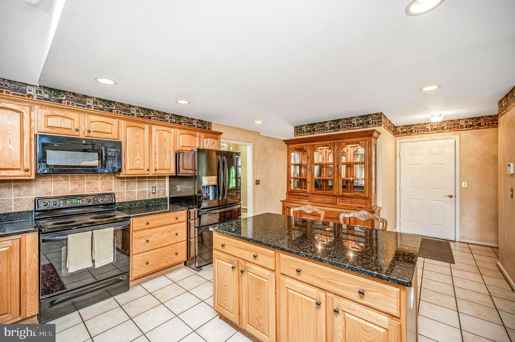 403 GOLD VALLEY RD, LOCUST GROVE, Virginia 22508, 4 Bedrooms Bedrooms, ,3 BathroomsBathrooms,Residential,403 GOLD VALLEY RD,VAOR2014674 MLS # VAOR2014674 403 GOLD VALLEY RD, LOCUST GROVE, Virginia 22508, 4 Bedrooms Bedrooms, ,3 BathroomsBathrooms,Residential,403 GOLD VALLEY RD,VAOR2014674 MLS # VAOR2014674
