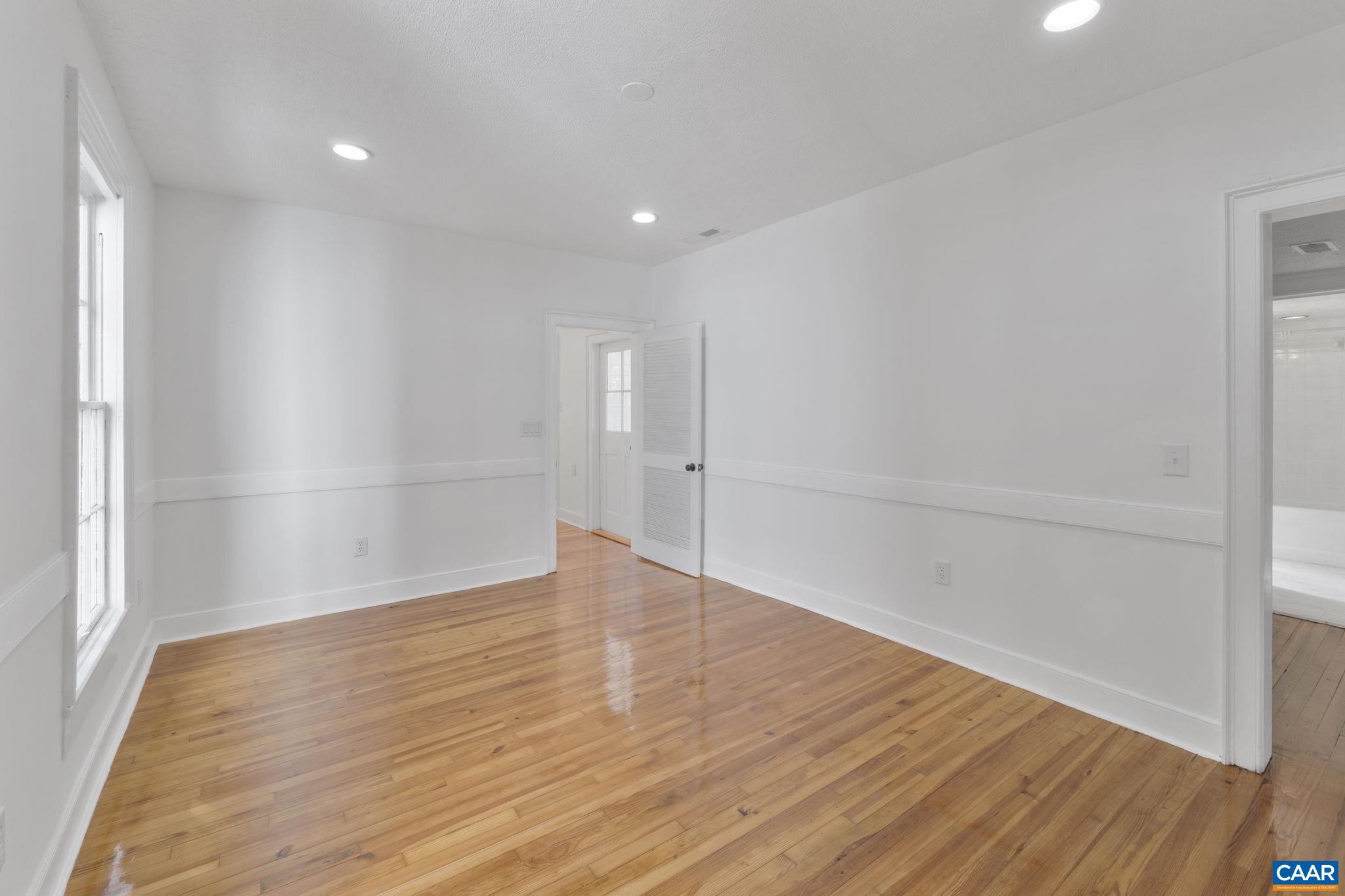 622 FRONT ST, LOVINGSTON, Virginia 22949, 3 Bedrooms Bedrooms, ,2 BathroomsBathrooms,Residential,622 FRONT ST,668677 MLS # 668677