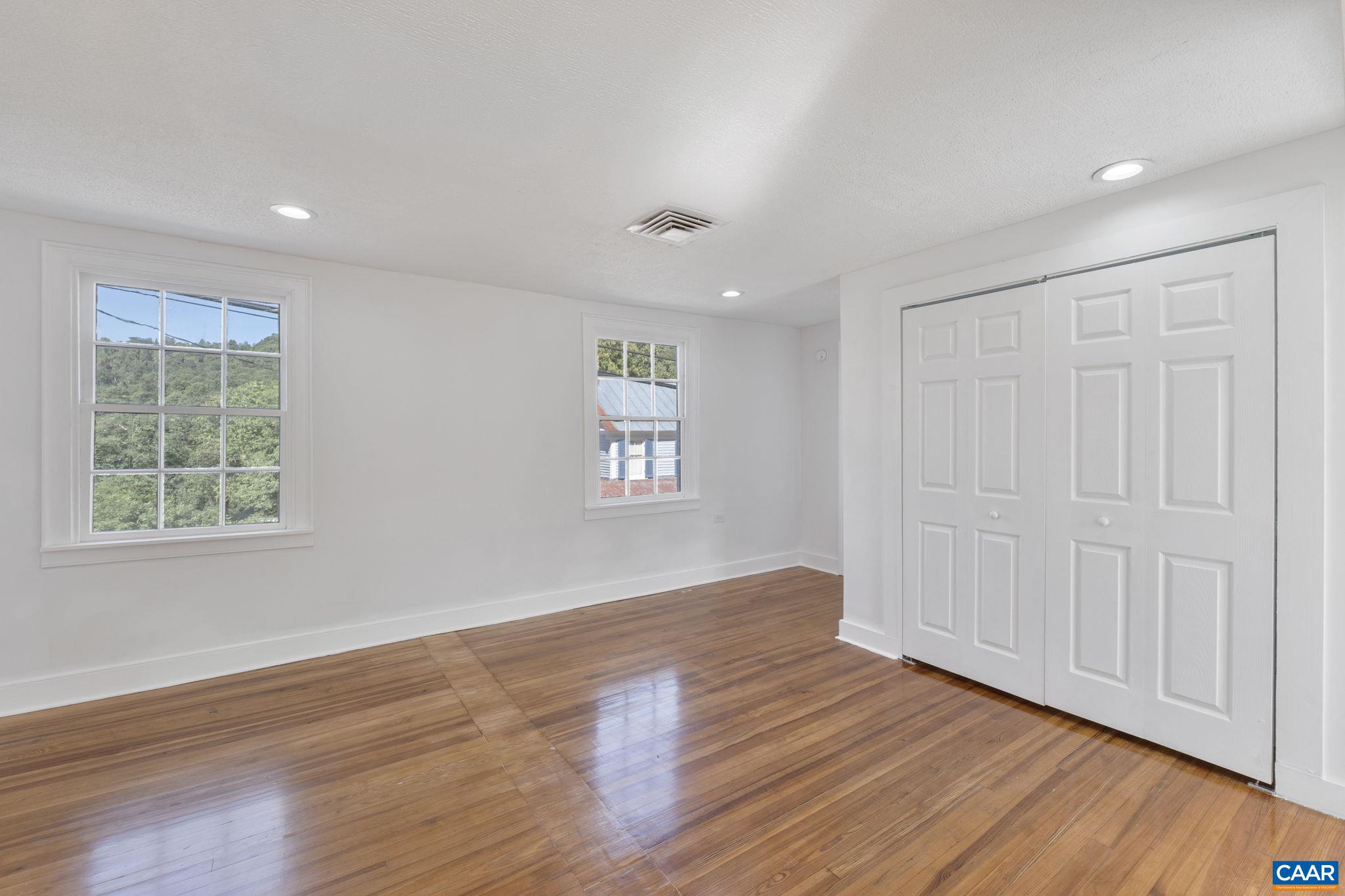 622 FRONT ST, LOVINGSTON, Virginia 22949, 3 Bedrooms Bedrooms, ,2 BathroomsBathrooms,Residential,622 FRONT ST,668677 MLS # 668677