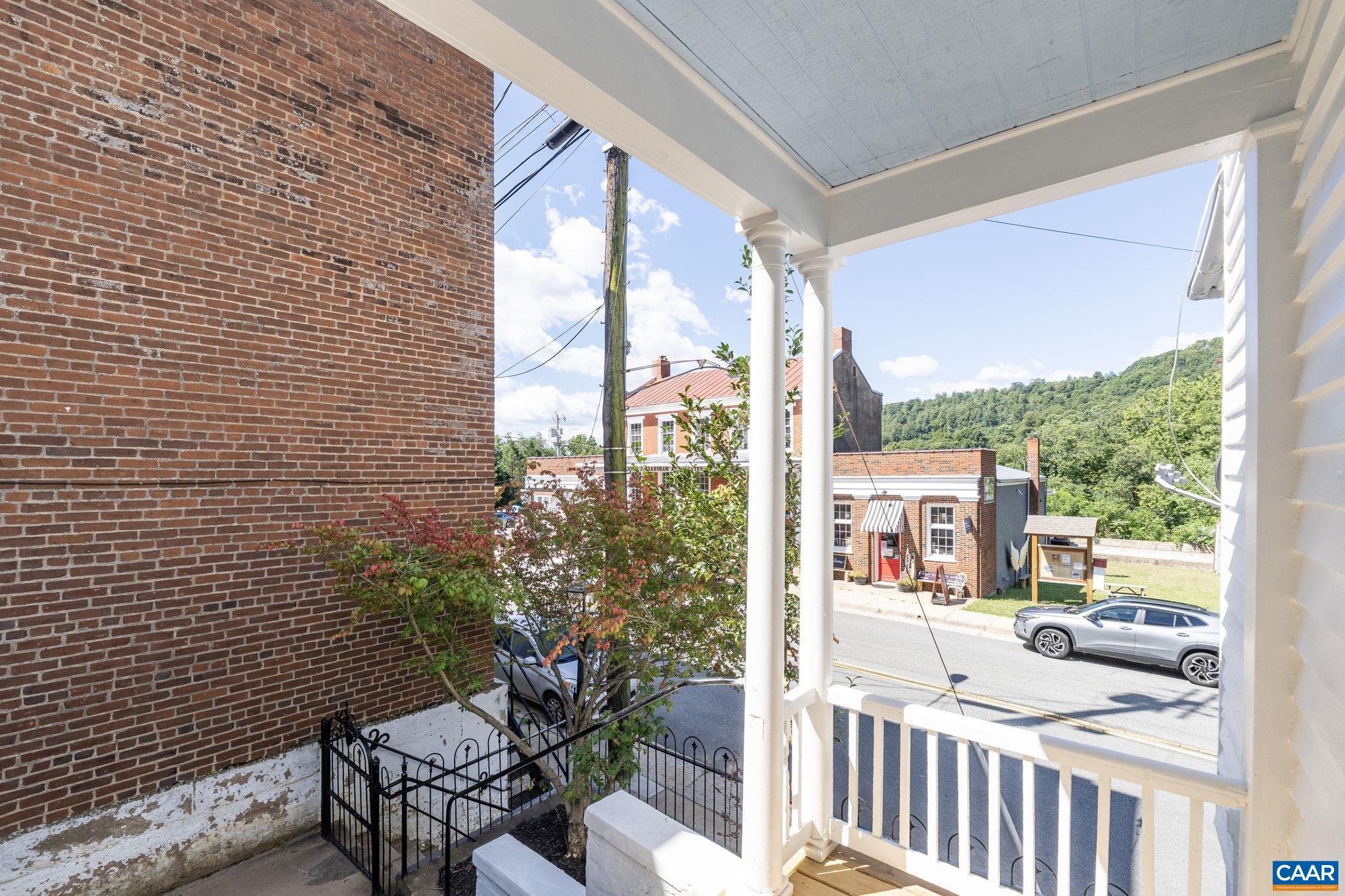 622 FRONT ST, LOVINGSTON, Virginia 22949, 3 Bedrooms Bedrooms, ,2 BathroomsBathrooms,Residential,622 FRONT ST,668677 MLS # 668677