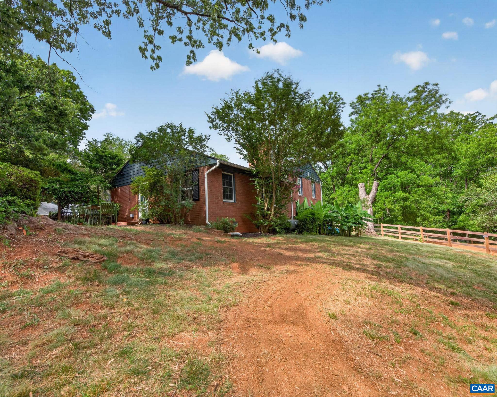 340 KEY WEST DR, CHARLOTTESVILLE, Virginia 22911, 3 Bedrooms Bedrooms, ,3 BathroomsBathrooms,Residential,340 KEY WEST DR,679206 MLS # 679206 340 KEY WEST DR, CHARLOTTESVILLE, Virginia 22911, 3 Bedrooms Bedrooms, ,3 BathroomsBathrooms,Residential,340 KEY WEST DR,679206 MLS # 679206