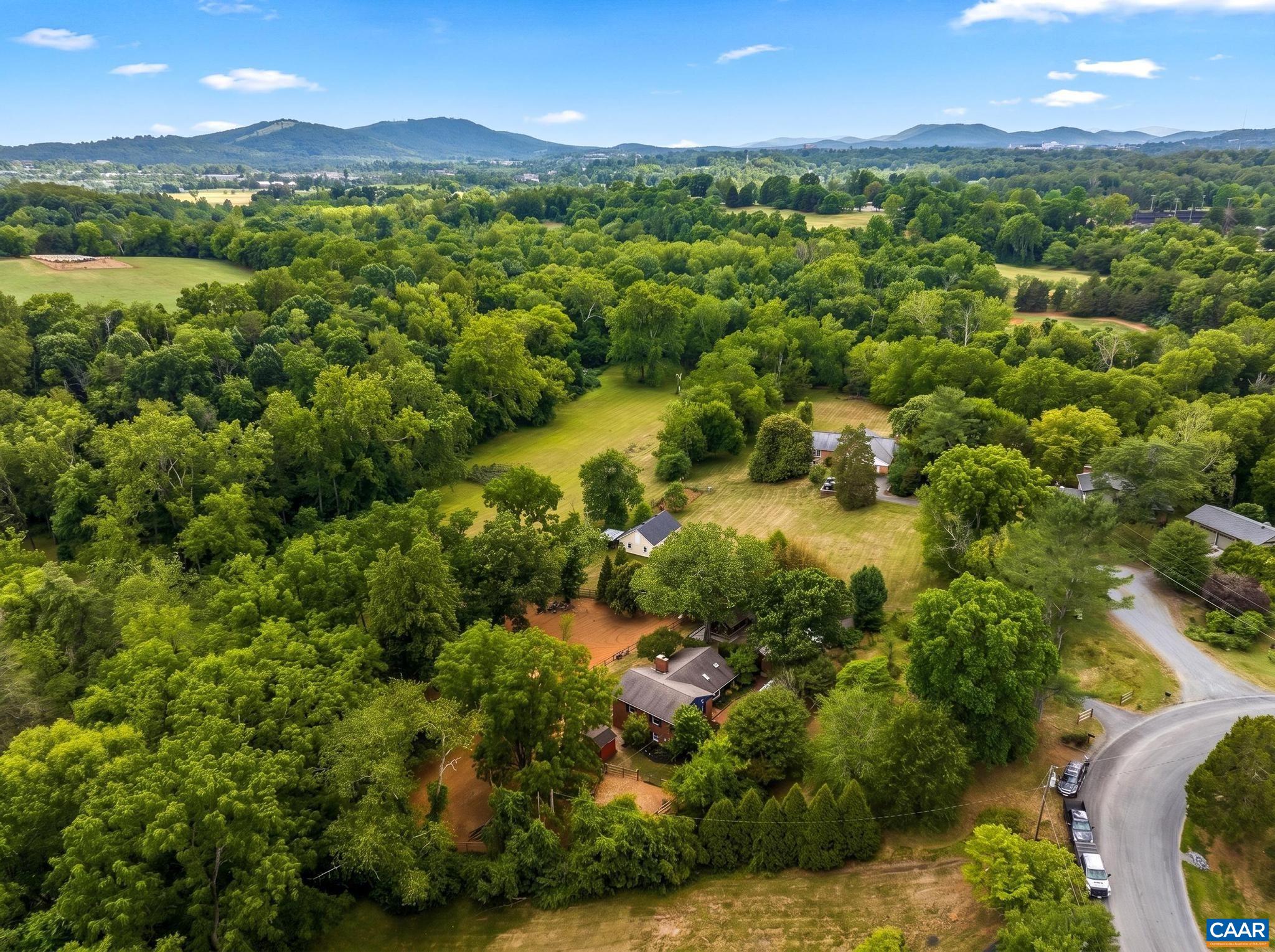 340 KEY WEST DR, CHARLOTTESVILLE, Virginia 22911, 3 Bedrooms Bedrooms, ,3 BathroomsBathrooms,Residential,340 KEY WEST DR,679206 MLS # 679206 340 KEY WEST DR, CHARLOTTESVILLE, Virginia 22911, 3 Bedrooms Bedrooms, ,3 BathroomsBathrooms,Residential,340 KEY WEST DR,679206 MLS # 679206