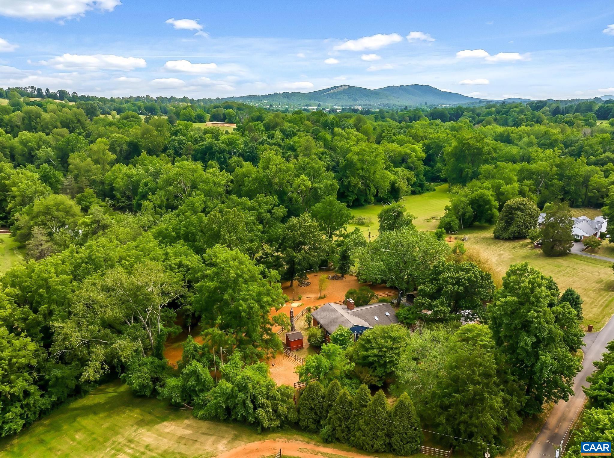 340 KEY WEST DR, CHARLOTTESVILLE, Virginia 22911, 3 Bedrooms Bedrooms, ,3 BathroomsBathrooms,Residential,340 KEY WEST DR,679206 MLS # 679206 340 KEY WEST DR, CHARLOTTESVILLE, Virginia 22911, 3 Bedrooms Bedrooms, ,3 BathroomsBathrooms,Residential,340 KEY WEST DR,679206 MLS # 679206