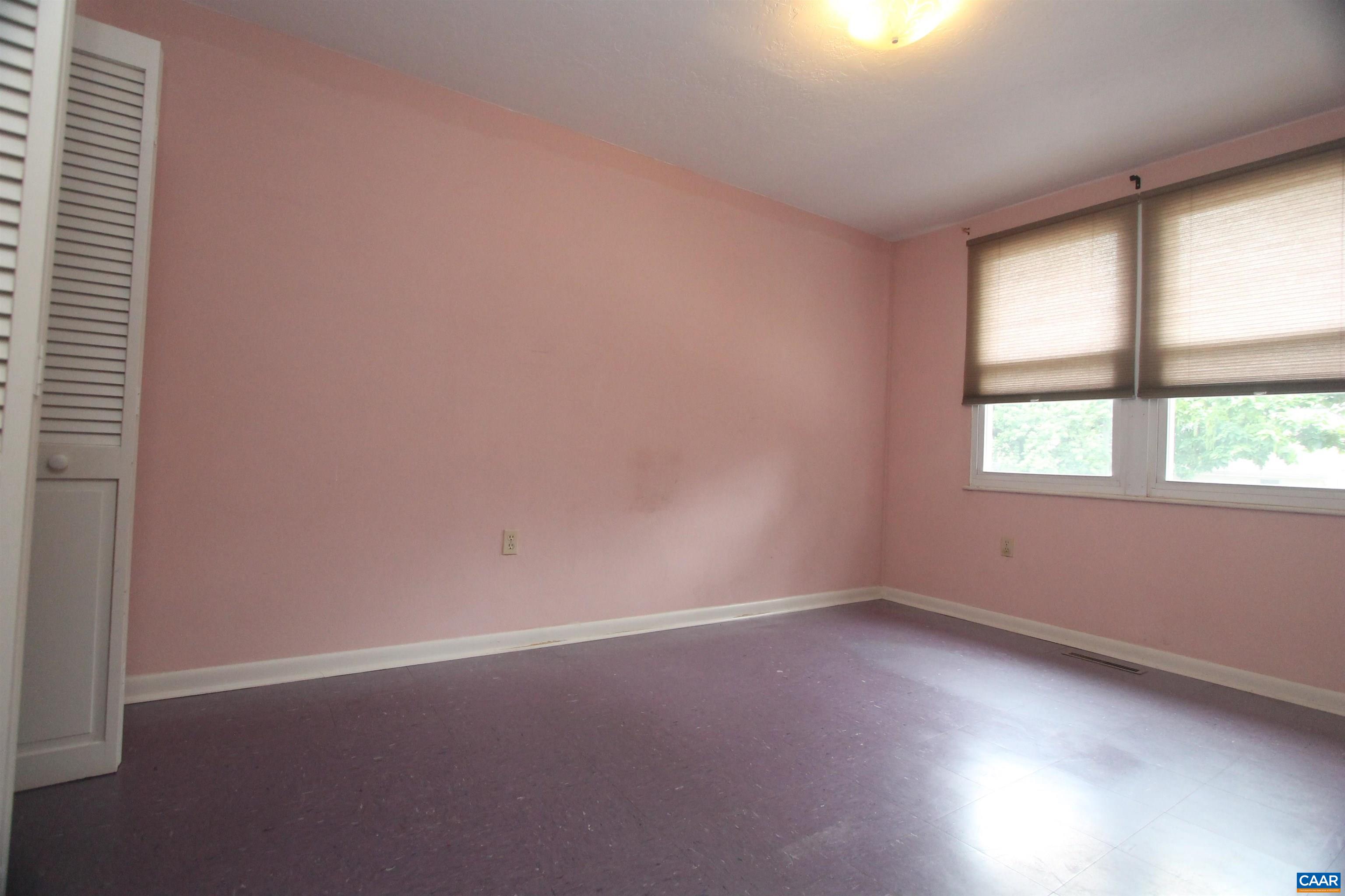 909 FOREST ST, CHARLOTTESVILLE, Virginia 22903, 2 Bedrooms Bedrooms, ,1 BathroomBathrooms,Residential,909 FOREST ST,679226 MLS # 679226
