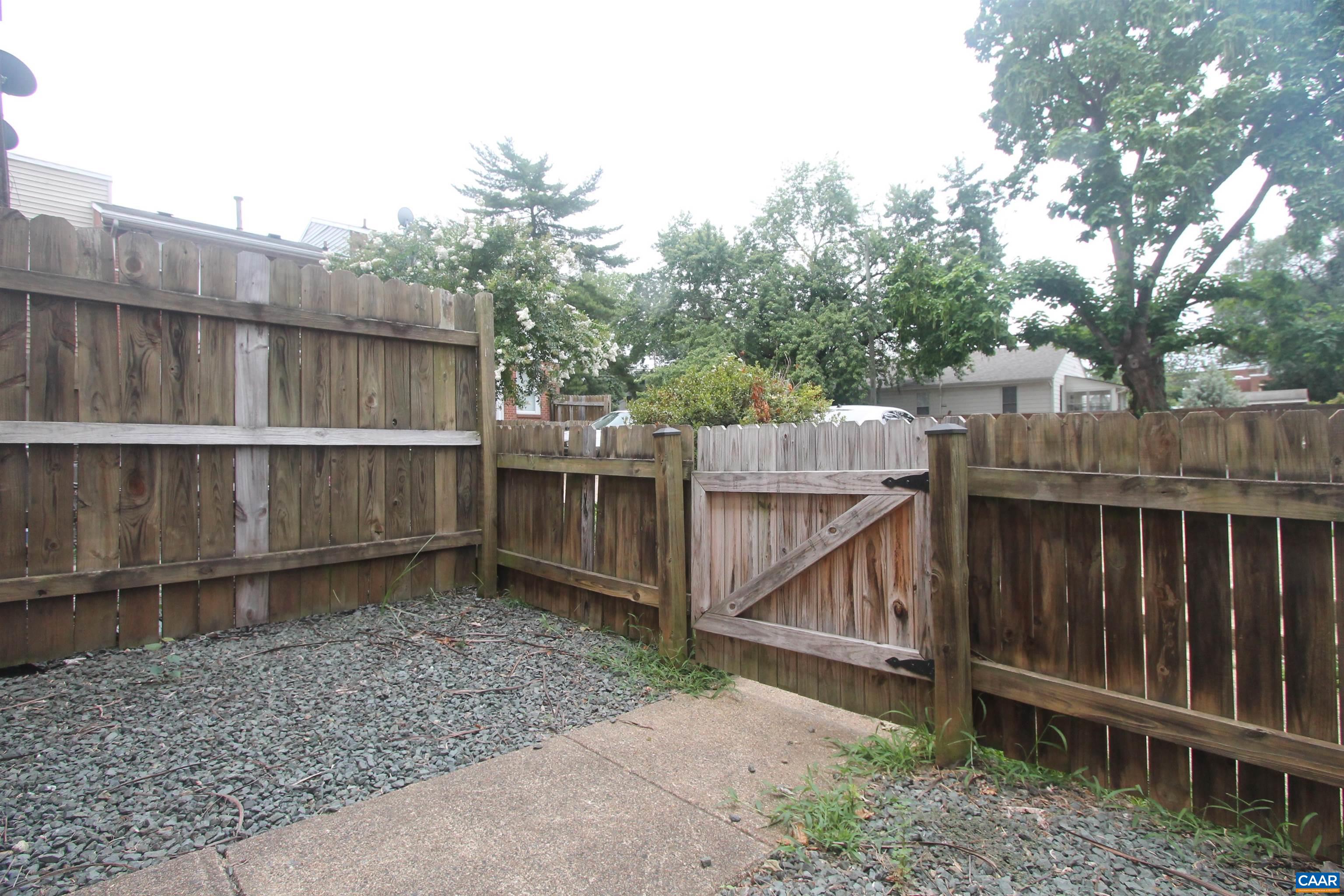909 FOREST ST, CHARLOTTESVILLE, Virginia 22903, 2 Bedrooms Bedrooms, ,1 BathroomBathrooms,Residential,909 FOREST ST,679226 MLS # 679226