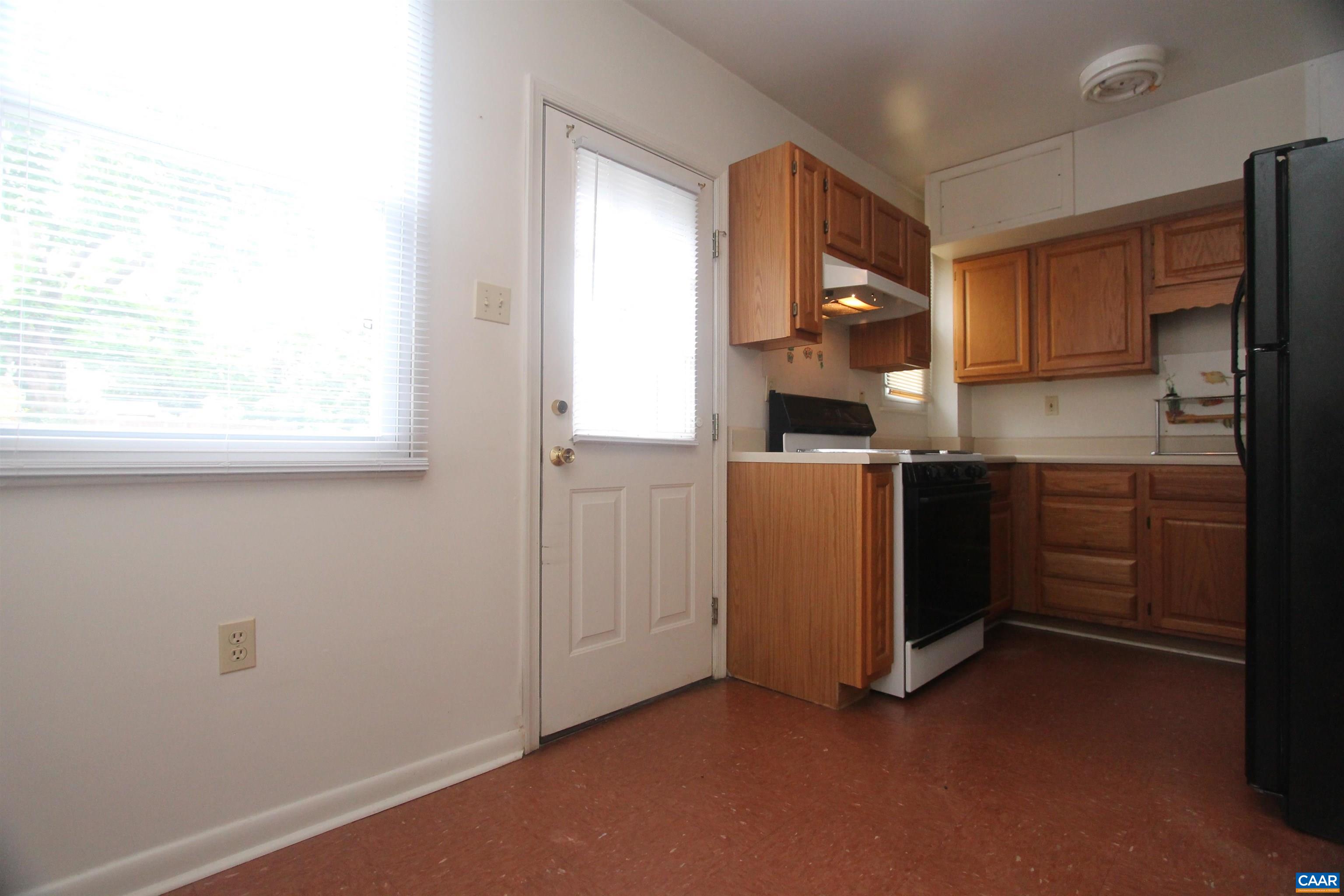 909 FOREST ST, CHARLOTTESVILLE, Virginia 22903, 2 Bedrooms Bedrooms, ,1 BathroomBathrooms,Residential,909 FOREST ST,679226 MLS # 679226