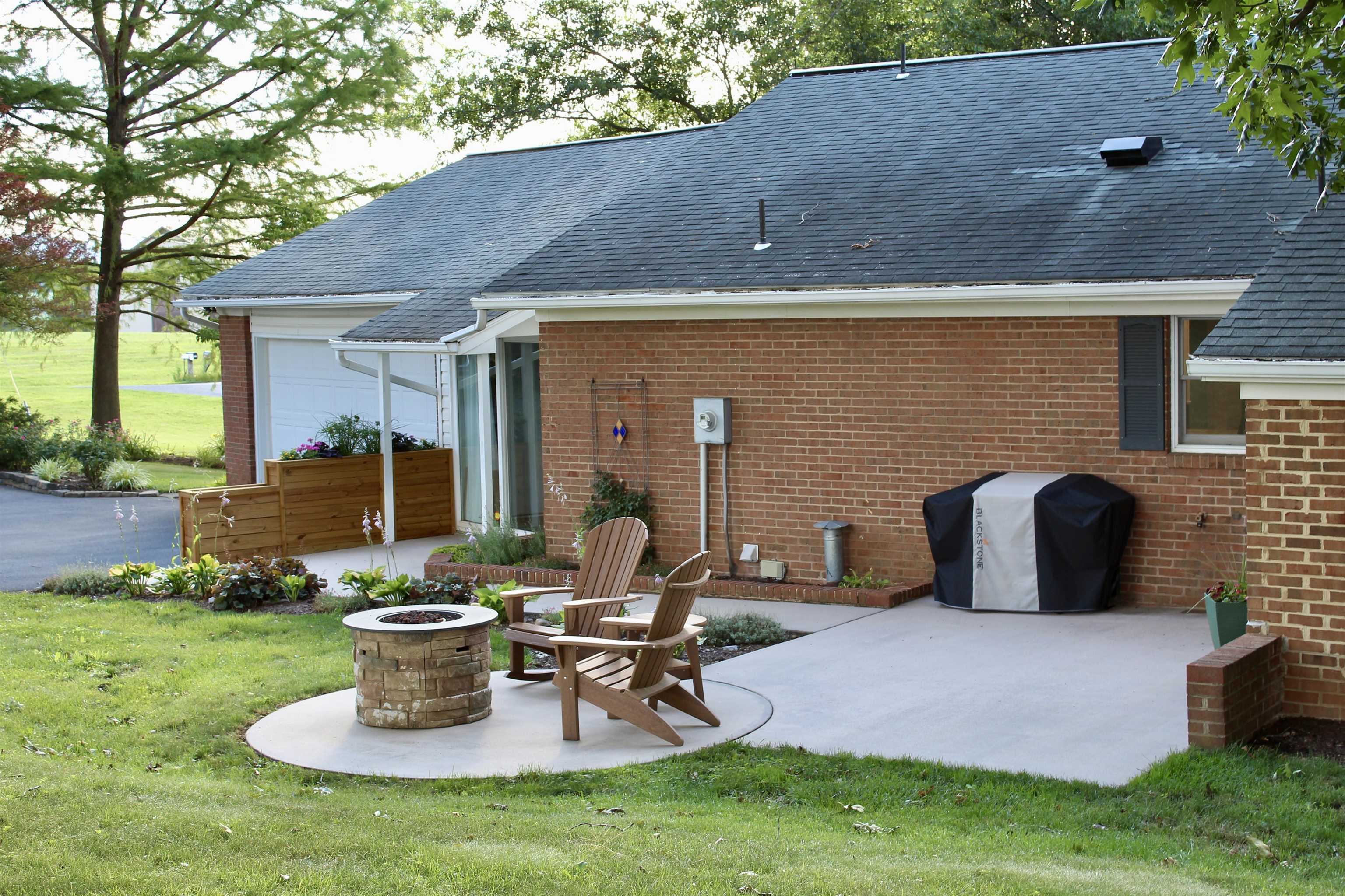 9201 CENTERVILLE RD, BRIDGEWATER, Virginia 22812, 3 Bedrooms Bedrooms, ,2 BathroomsBathrooms,Residential,9201 CENTERVILLE RD,679231 MLS # 679231