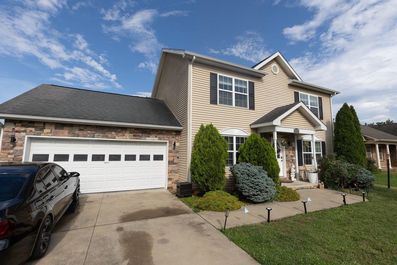 4340 WILTSHIRE ST, ROCKINGHAM, Virginia 22802, 4 Bedrooms Bedrooms, ,2 BathroomsBathrooms,Residential,4340 WILTSHIRE ST,679243 MLS # 679243