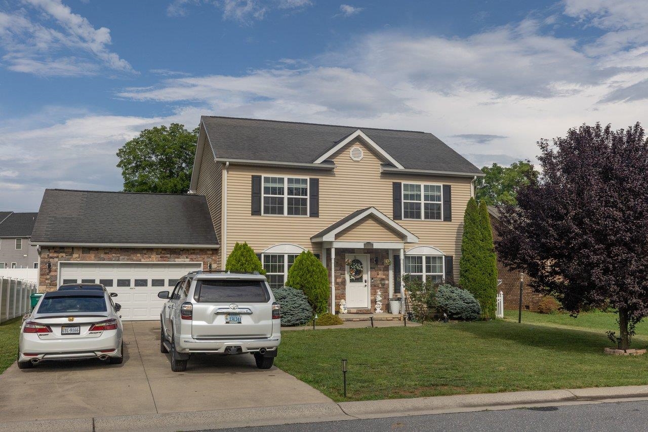 4340 WILTSHIRE ST, ROCKINGHAM, Virginia 22802, 4 Bedrooms Bedrooms, ,2 BathroomsBathrooms,Residential,4340 WILTSHIRE ST,679243 MLS # 679243