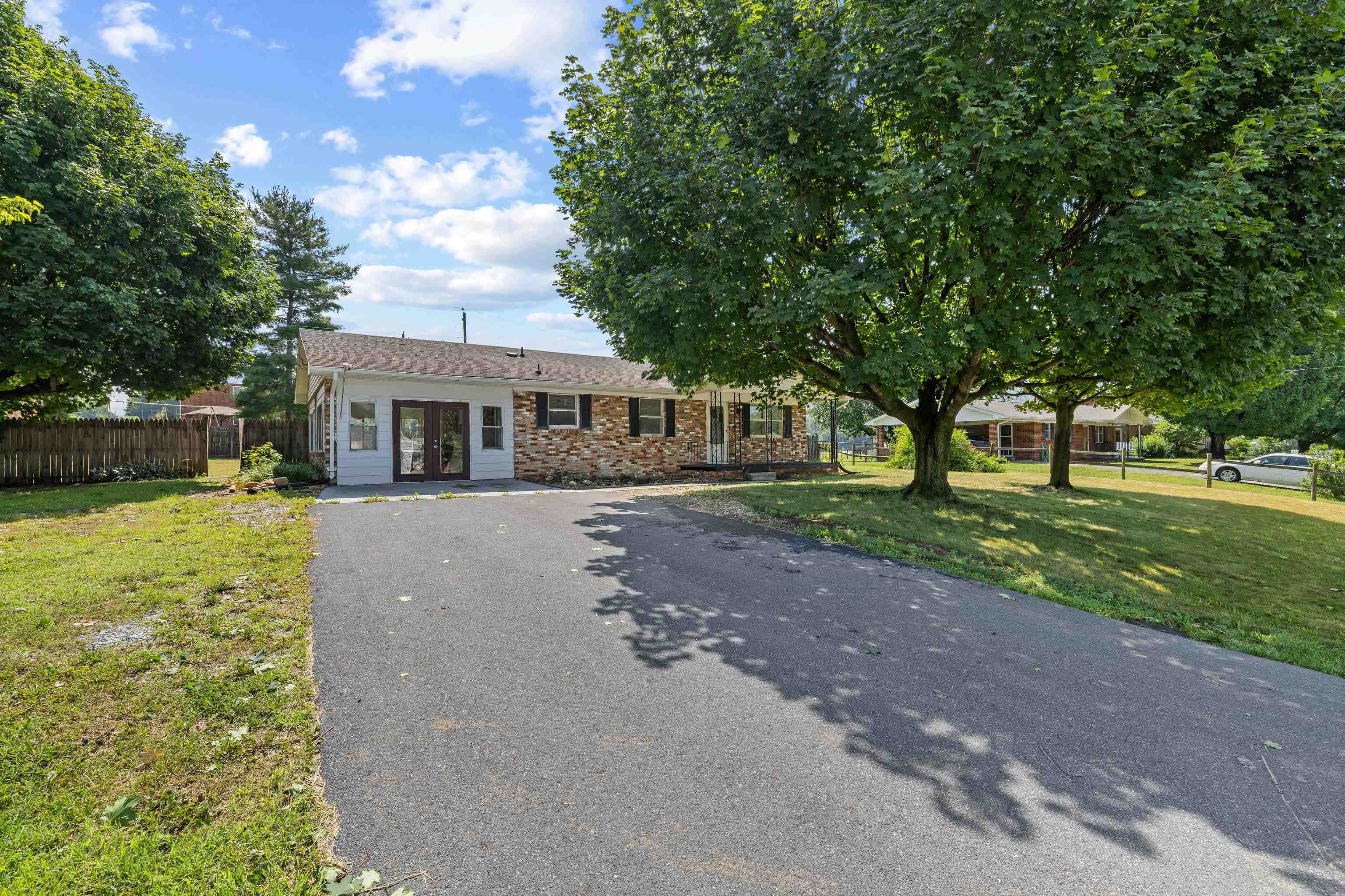 903 6TH ST, ELKTON, Virginia 22827, 3 Bedrooms Bedrooms, ,1 BathroomBathrooms,Residential,903 6TH ST,679244 MLS # 679244 903 6TH ST, ELKTON, Virginia 22827, 3 Bedrooms Bedrooms, ,1 BathroomBathrooms,Residential,903 6TH ST,679244 MLS # 679244