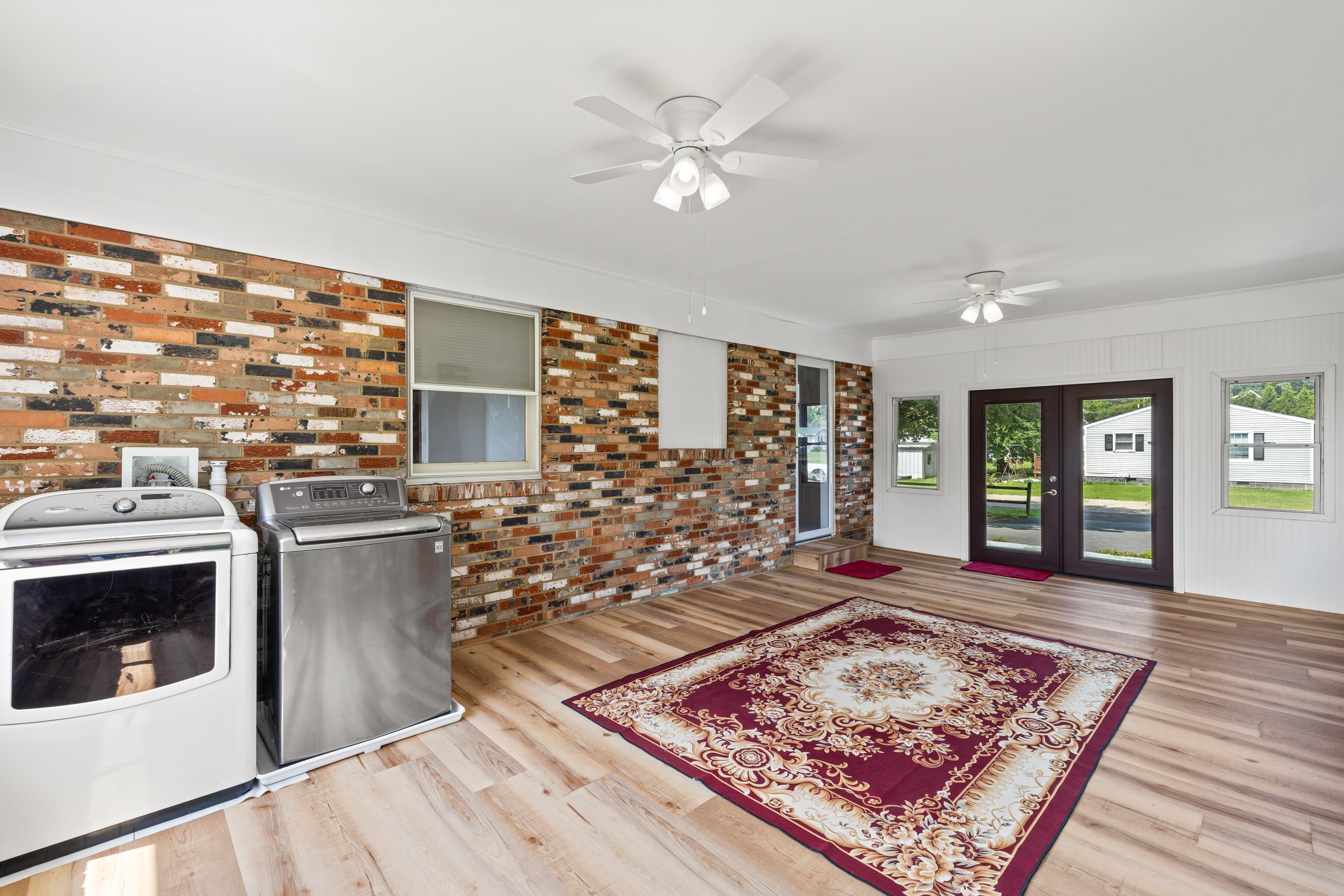 903 6TH ST, ELKTON, Virginia 22827, 3 Bedrooms Bedrooms, ,1 BathroomBathrooms,Residential,903 6TH ST,679244 MLS # 679244 903 6TH ST, ELKTON, Virginia 22827, 3 Bedrooms Bedrooms, ,1 BathroomBathrooms,Residential,903 6TH ST,679244 MLS # 679244