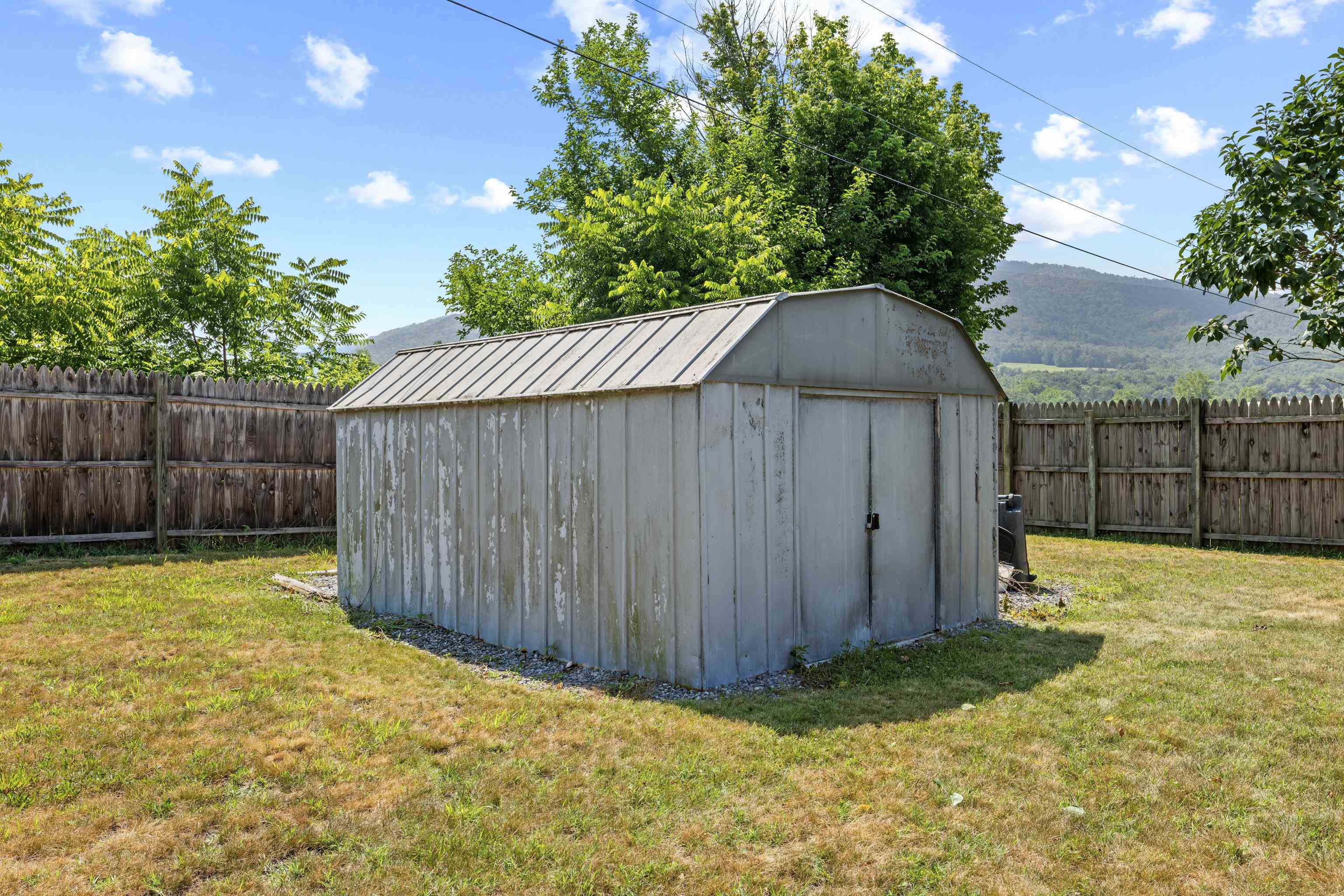 903 6TH ST, ELKTON, Virginia 22827, 3 Bedrooms Bedrooms, ,1 BathroomBathrooms,Residential,903 6TH ST,679244 MLS # 679244 903 6TH ST, ELKTON, Virginia 22827, 3 Bedrooms Bedrooms, ,1 BathroomBathrooms,Residential,903 6TH ST,679244 MLS # 679244