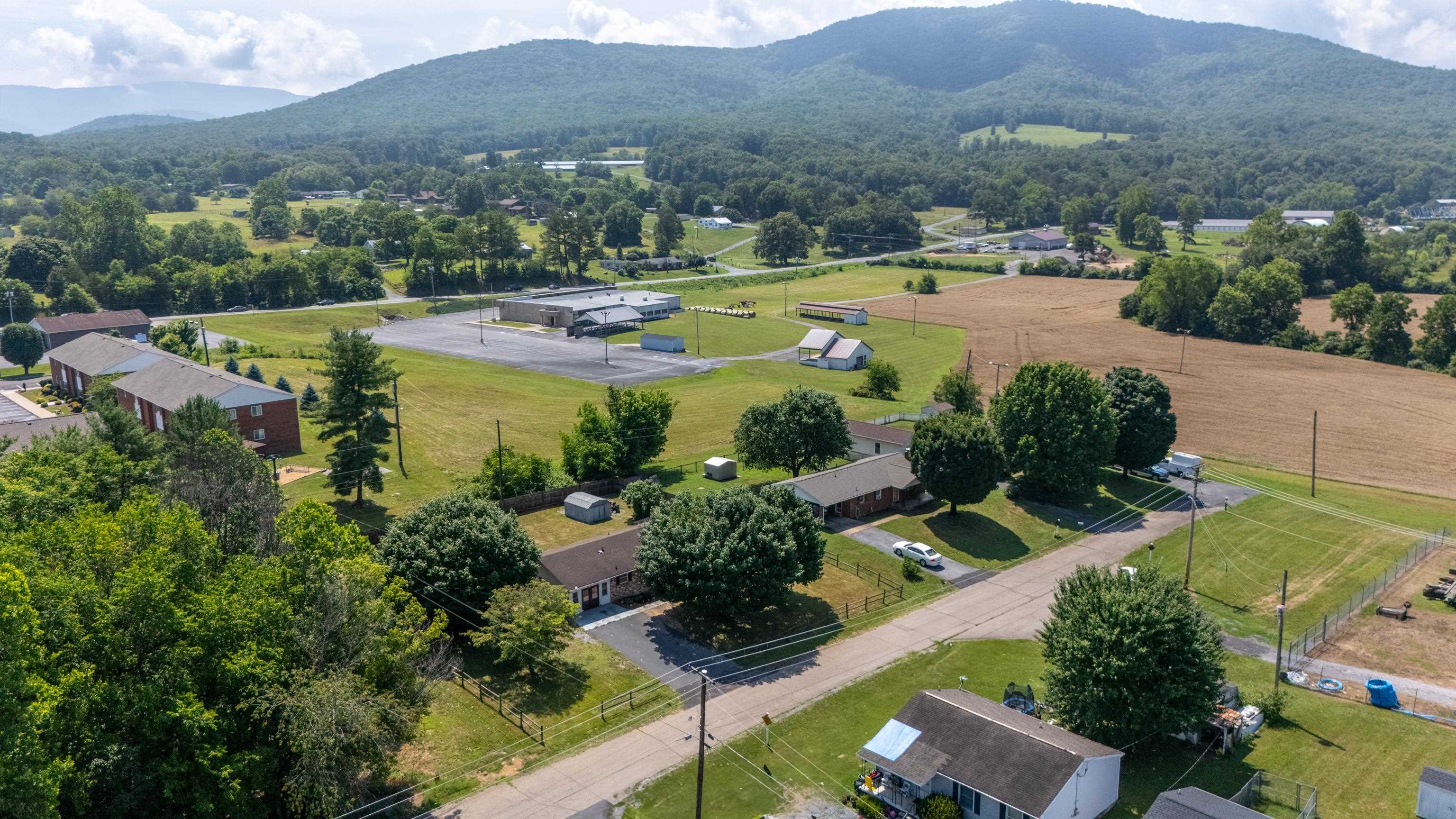 903 6TH ST, ELKTON, Virginia 22827, 3 Bedrooms Bedrooms, ,1 BathroomBathrooms,Residential,903 6TH ST,679244 MLS # 679244 903 6TH ST, ELKTON, Virginia 22827, 3 Bedrooms Bedrooms, ,1 BathroomBathrooms,Residential,903 6TH ST,679244 MLS # 679244