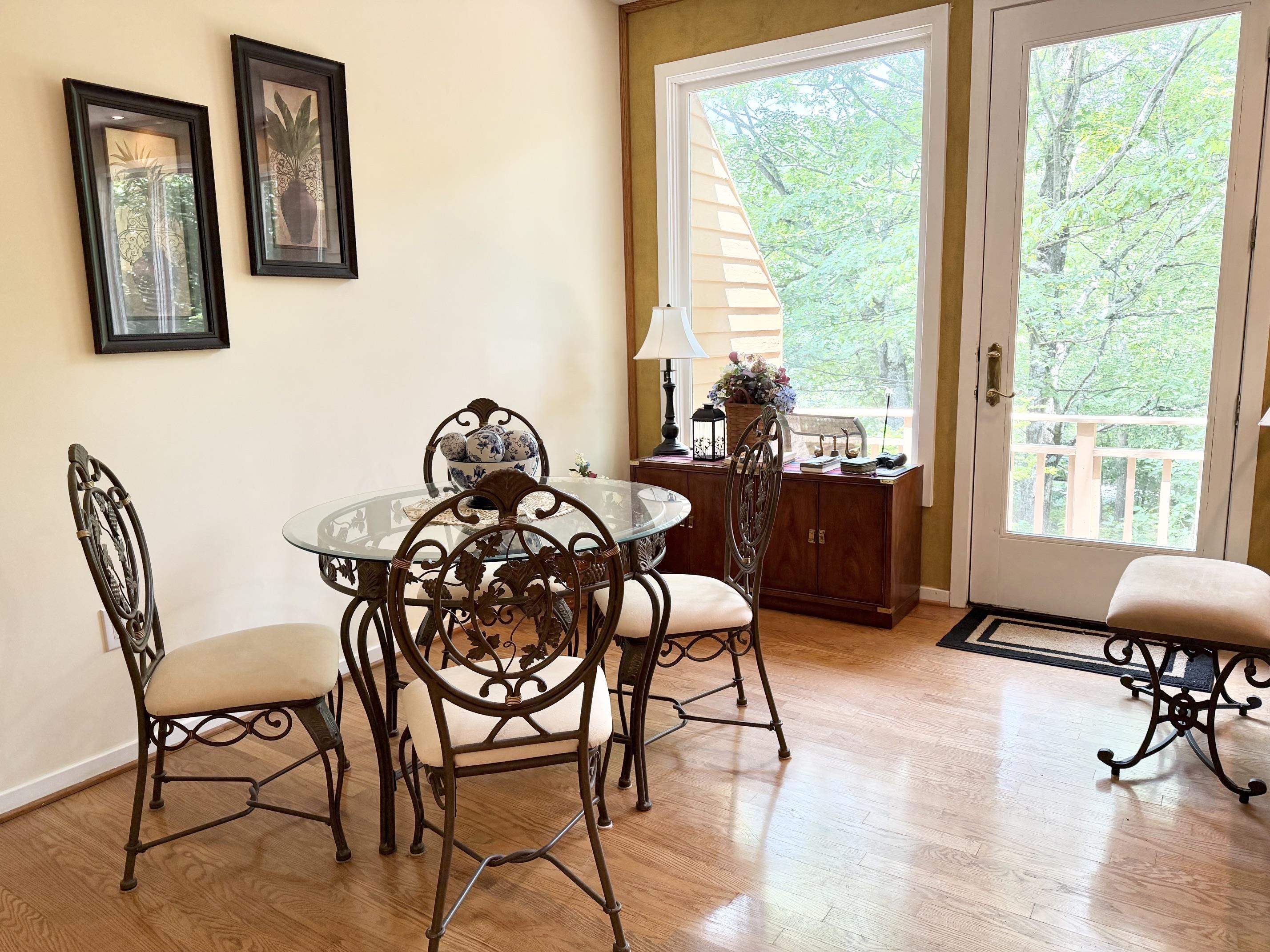 12 IVY GLEN LN, WINTERGREEN RESORT, Virginia 22967, 2 Bedrooms Bedrooms, ,2 BathroomsBathrooms,Residential,Westwood end unit townhome with a basement,12 IVY GLEN LN,679254 MLS # 679254 12 IVY GLEN LN, WINTERGREEN RESORT, Virginia 22967, 2 Bedrooms Bedrooms, ,2 BathroomsBathrooms,Residential,Westwood end unit townhome with a basement,12 IVY GLEN LN,679254 MLS # 679254