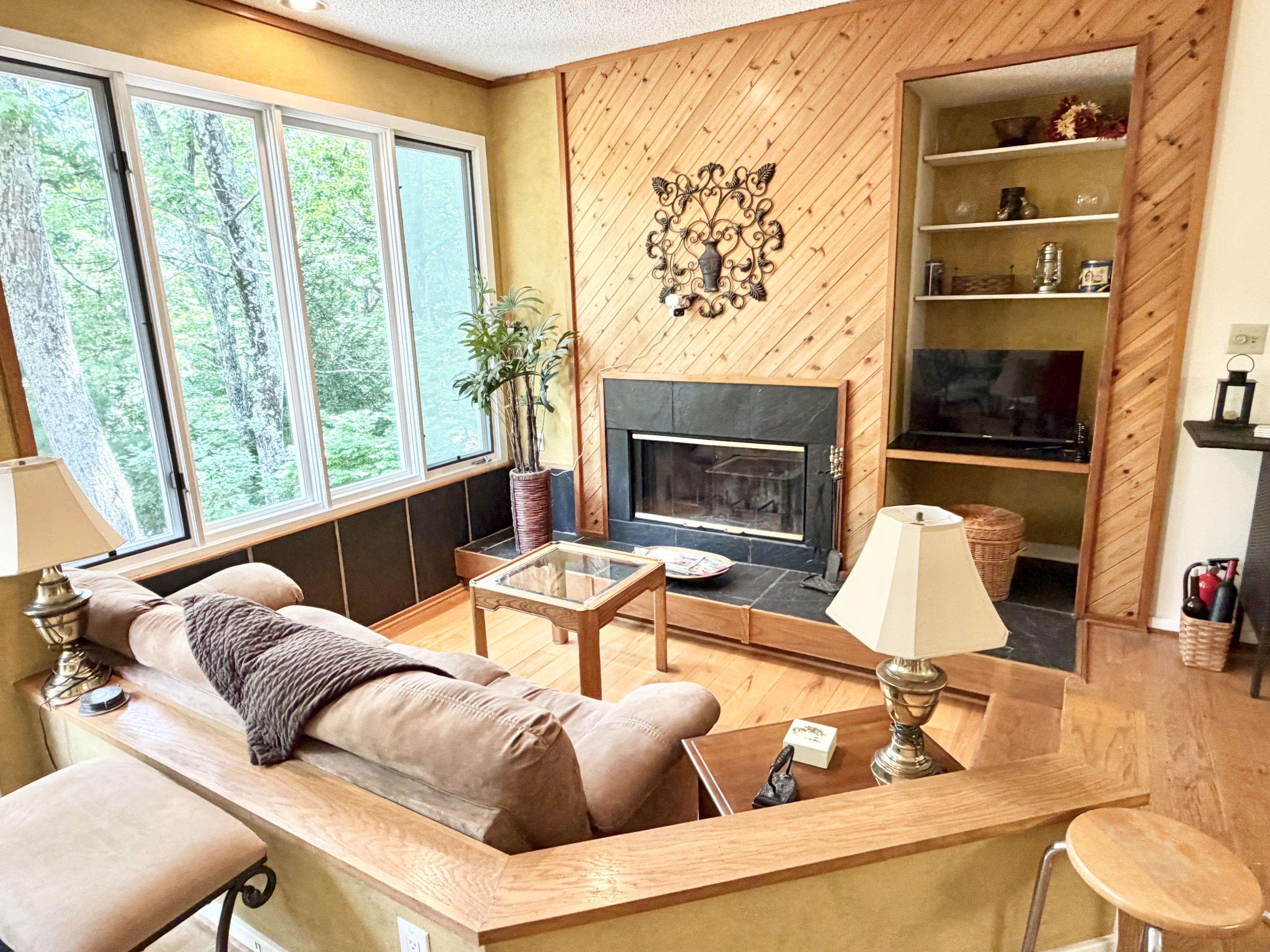 12 IVY GLEN LN, WINTERGREEN RESORT, Virginia 22967, 2 Bedrooms Bedrooms, ,2 BathroomsBathrooms,Residential,Westwood end unit townhome with a basement,12 IVY GLEN LN,679254 MLS # 679254 12 IVY GLEN LN, WINTERGREEN RESORT, Virginia 22967, 2 Bedrooms Bedrooms, ,2 BathroomsBathrooms,Residential,Westwood end unit townhome with a basement,12 IVY GLEN LN,679254 MLS # 679254