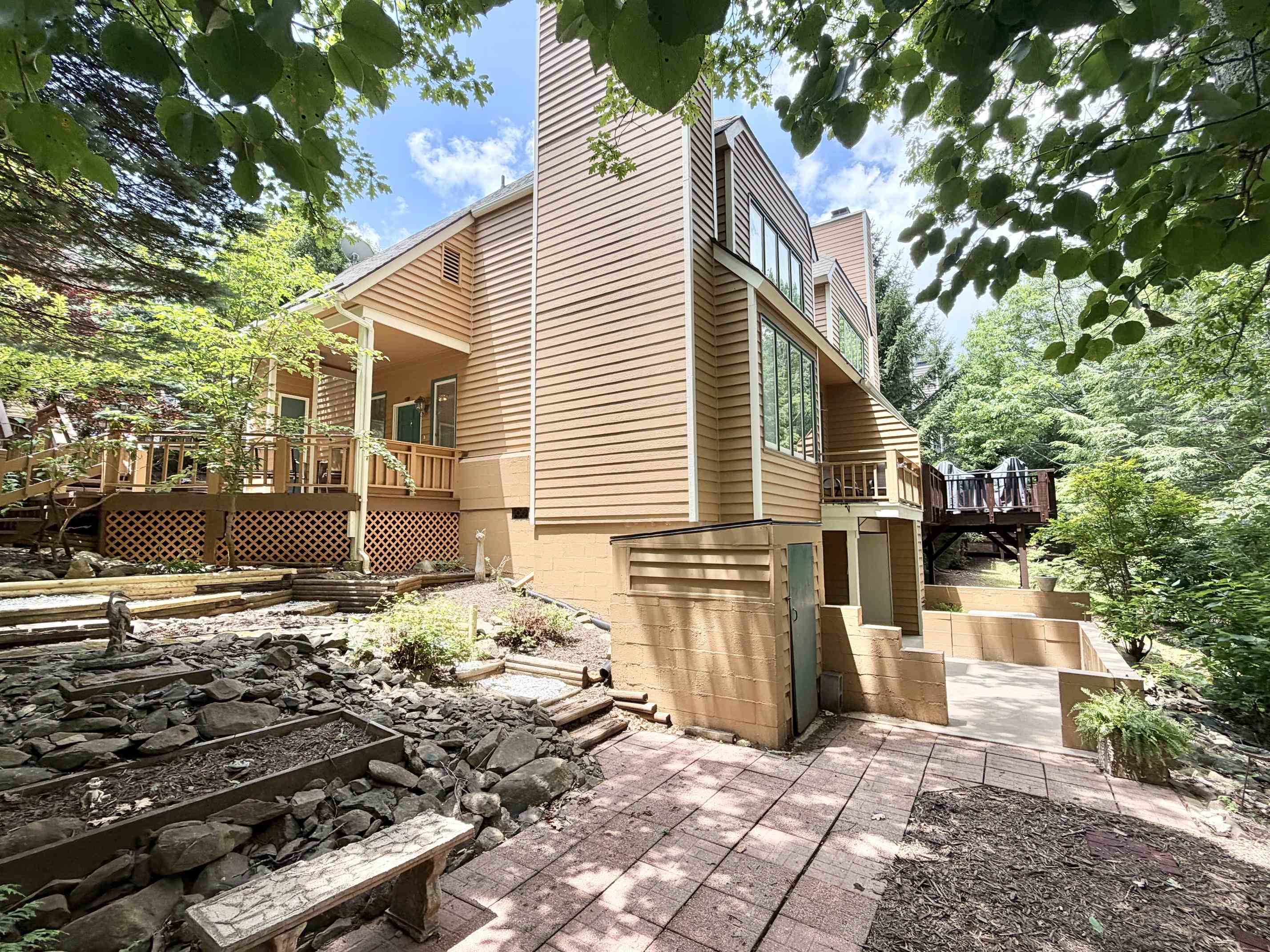 12 IVY GLEN LN, WINTERGREEN RESORT, Virginia 22967, 2 Bedrooms Bedrooms, ,2 BathroomsBathrooms,Residential,Westwood end unit townhome with a basement,12 IVY GLEN LN,679254 MLS # 679254 12 IVY GLEN LN, WINTERGREEN RESORT, Virginia 22967, 2 Bedrooms Bedrooms, ,2 BathroomsBathrooms,Residential,Westwood end unit townhome with a basement,12 IVY GLEN LN,679254 MLS # 679254