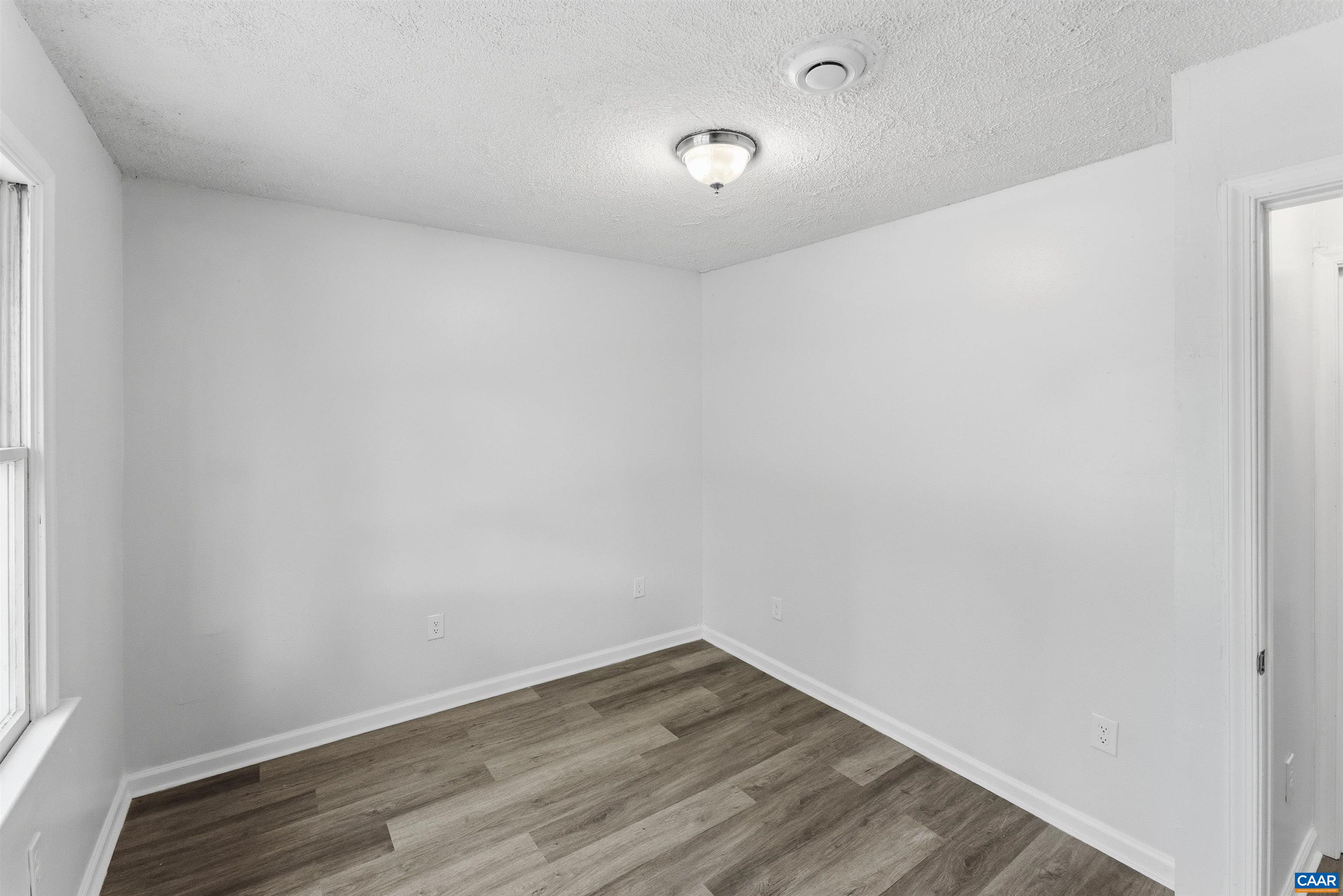 28 HUNTERS LN, DILLWYN, Virginia 23936, 4 Bedrooms Bedrooms, ,2 BathroomsBathrooms,Residential,28 Hunters Ln,28 HUNTERS LN,679256 MLS # 679256 28 HUNTERS LN, DILLWYN, Virginia 23936, 4 Bedrooms Bedrooms, ,2 BathroomsBathrooms,Residential,28 Hunters Ln,28 HUNTERS LN,679256 MLS # 679256