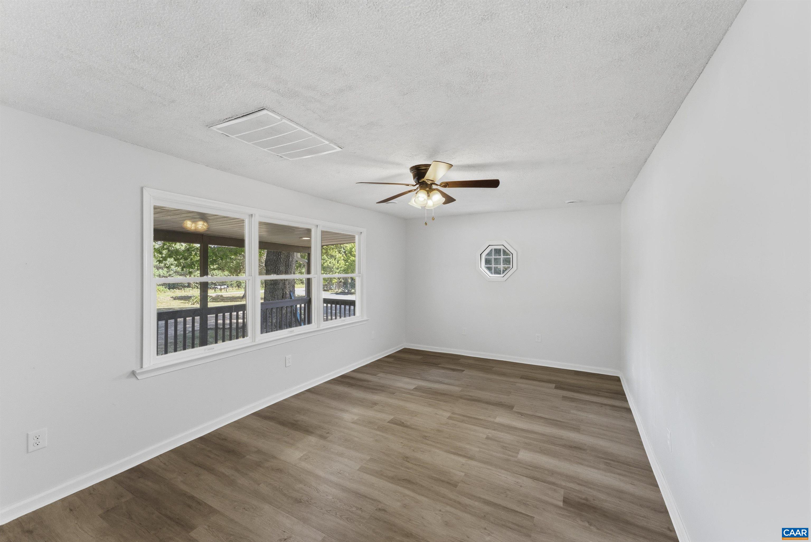 28 HUNTERS LN, DILLWYN, Virginia 23936, 4 Bedrooms Bedrooms, ,2 BathroomsBathrooms,Residential,28 Hunters Ln,28 HUNTERS LN,679256 MLS # 679256 28 HUNTERS LN, DILLWYN, Virginia 23936, 4 Bedrooms Bedrooms, ,2 BathroomsBathrooms,Residential,28 Hunters Ln,28 HUNTERS LN,679256 MLS # 679256