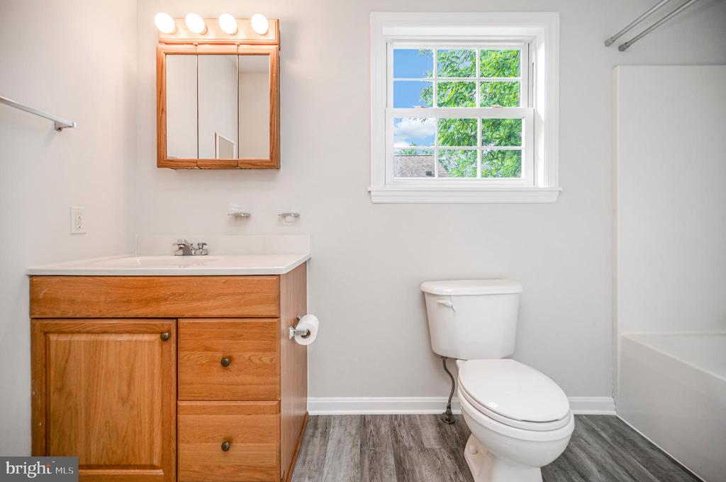 11226 SINGLE OAK RD, FREDERICKSBURG, Virginia 22407, 3 Bedrooms Bedrooms, ,1 BathroomBathrooms,Residential,11226 SINGLE OAK RD,VASP2043000 MLS # VASP2043000